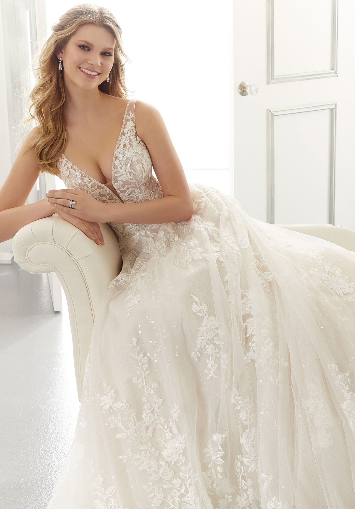 https://cdn.shopify.com/s/files/1/0908/3011/1000/files/2179-0138-scaled.jpg?v=1749631920