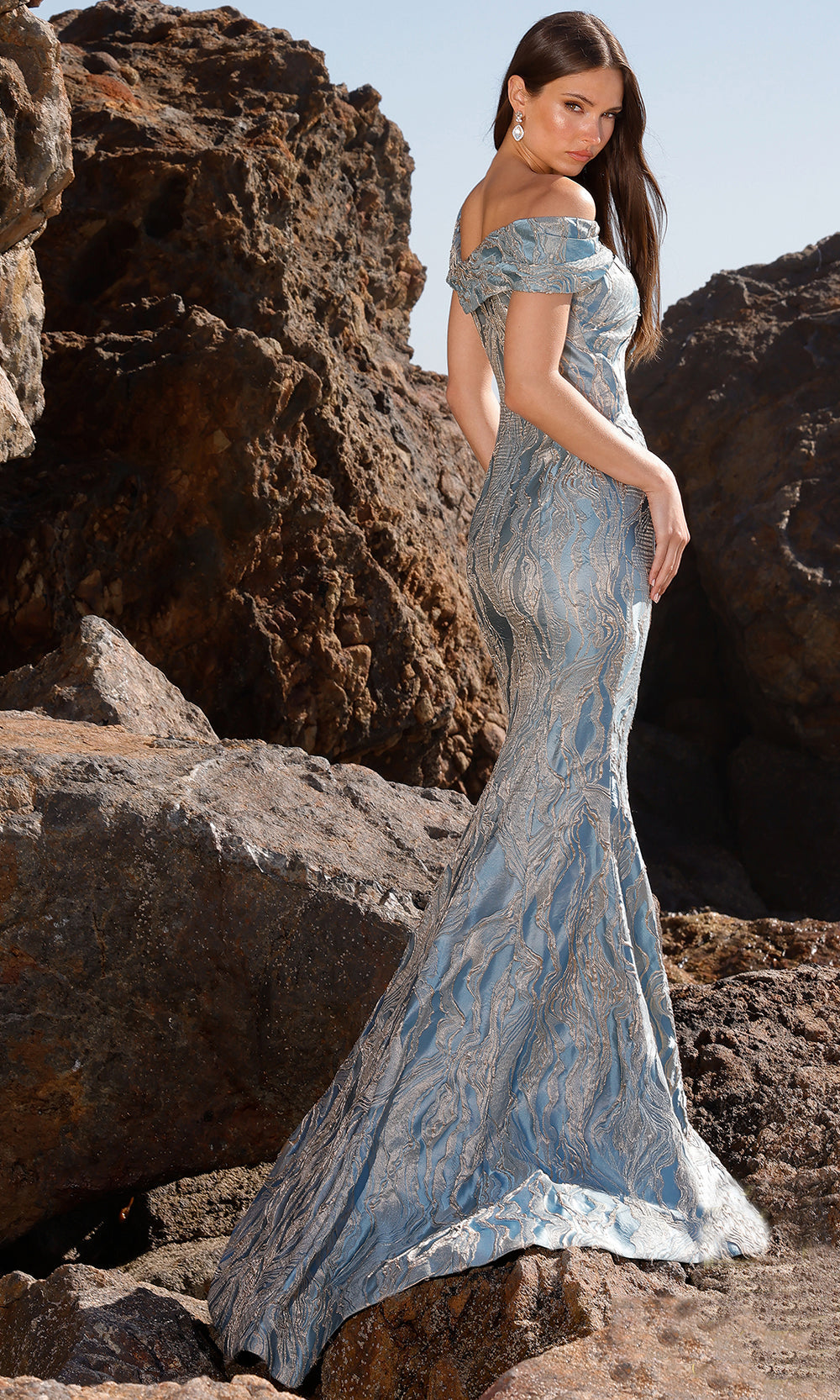 Terani Couture 252M5520 - Bow Detail Brocade Mermaid Gown - view 4