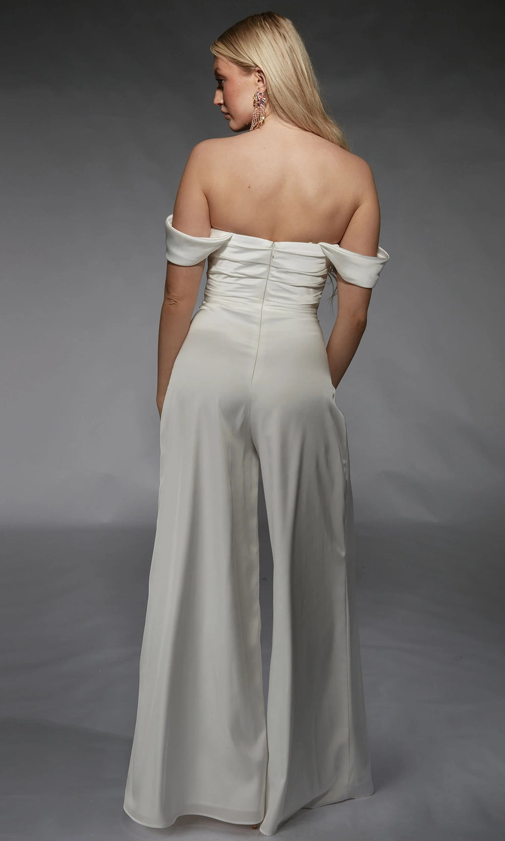 Alyce Paris 70071 - Cowl Neck Detachable Sleeve Jumpsuit - view 6