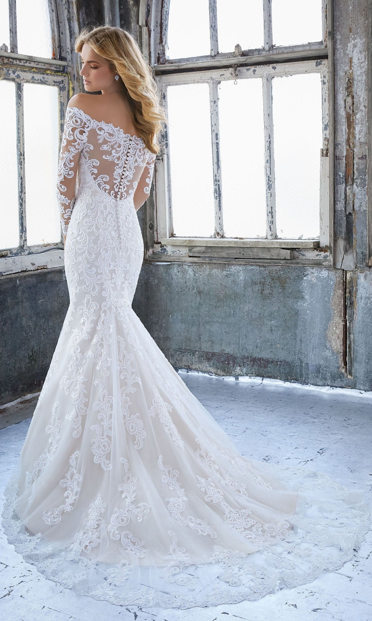 https://cdn.shopify.com/s/files/1/0908/3011/1000/files/8207-0215-scaled_fe357abf-13cc-4b44-92ef-0bede219ebed.jpg?v=1742212829