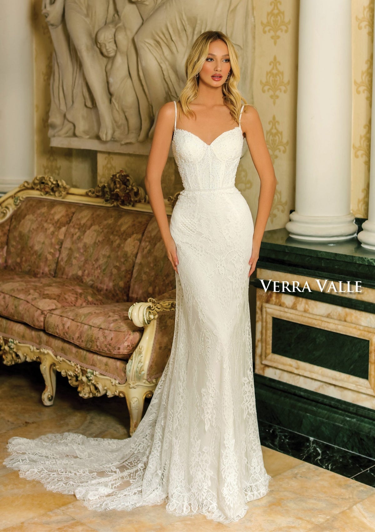 https://cdn.shopify.com/s/files/1/0726/8125/9325/products/900213-F-VerraValle-Clarisse-2021-24-scaled_0a8bd2fe-a028-4572-b29a-d51eb1a697f8.jpg?v=1742579616
