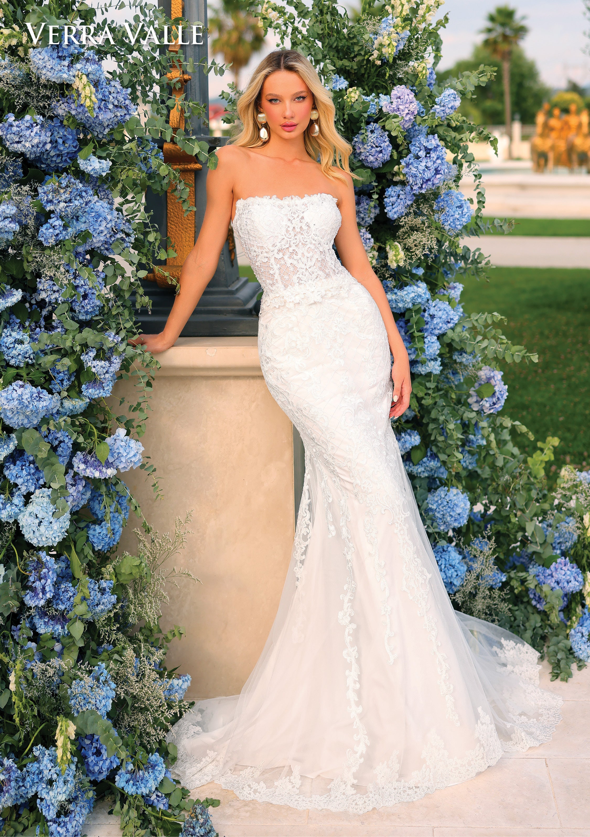 https://cdn.shopify.com/s/files/1/0726/8125/9325/files/900333-F-LaceSkirt-VerraValle2024.jpg?v=1742579663