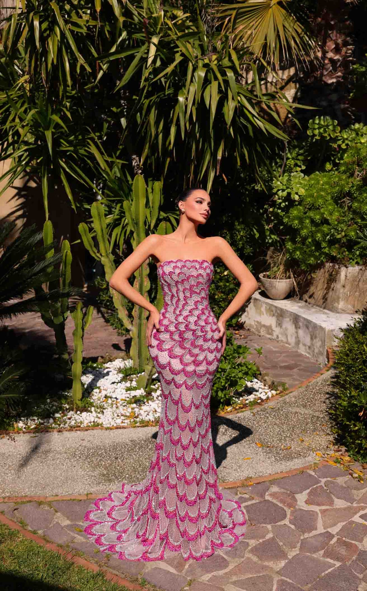 Chic and Holland AR330482 dress — view 1