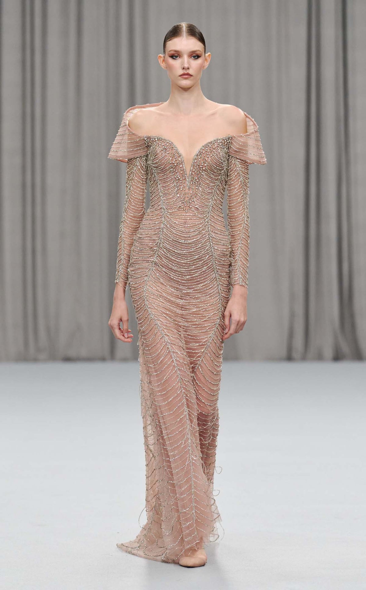 Chic and Holland HF110518A dress — view 1
