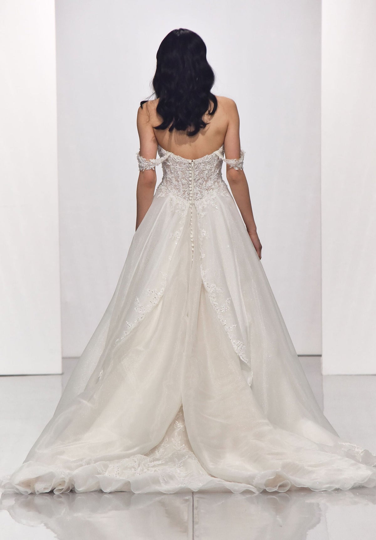 https://cdn.shopify.com/s/files/1/0908/3011/1000/files/Morilee_Fall2020_Bridal_2311Belle_9-scaled-INTERNATIONAL.jpg?v=1749632071