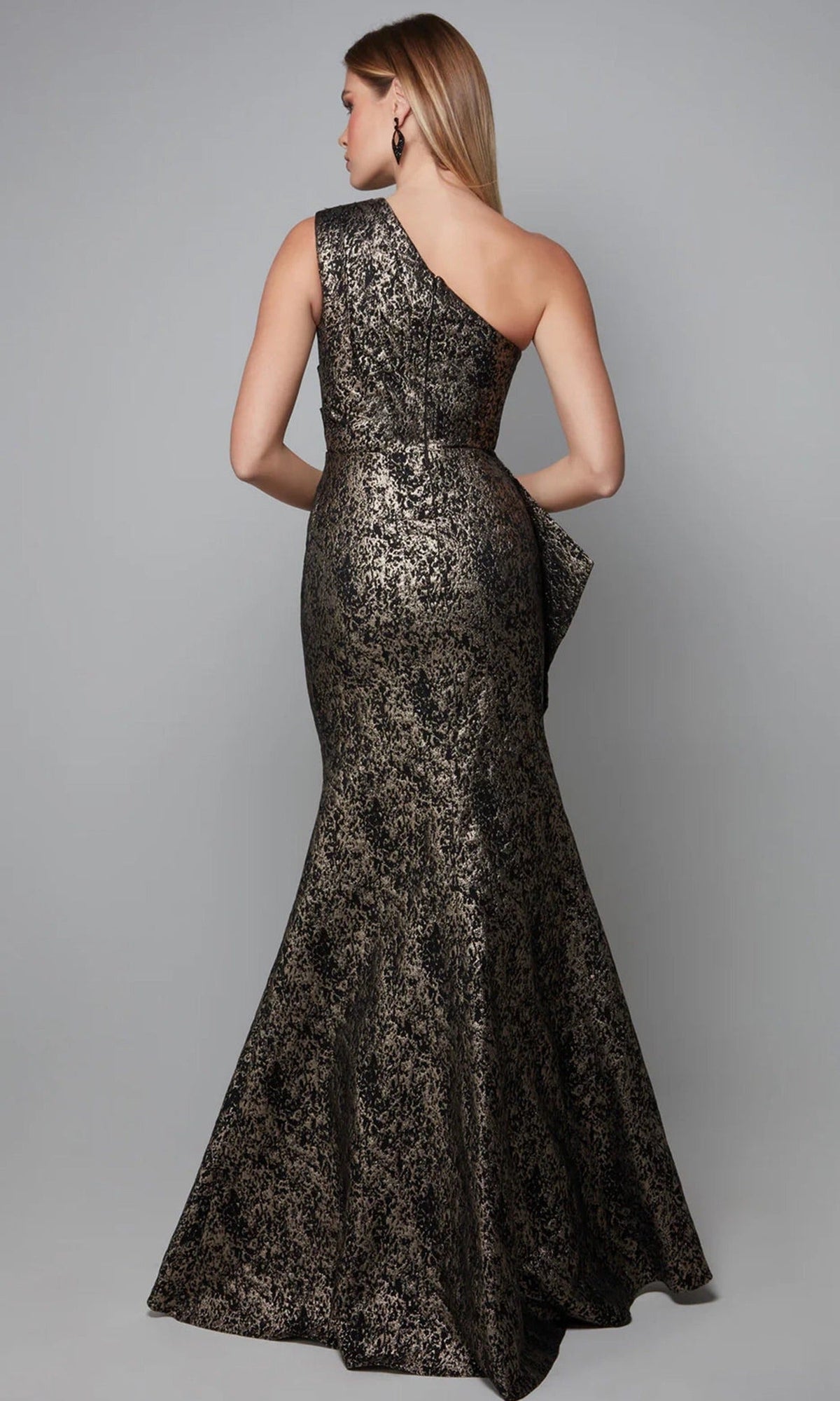 Alyce Paris 27620 - Metallic Jacquard One Shoulder Formal Dress