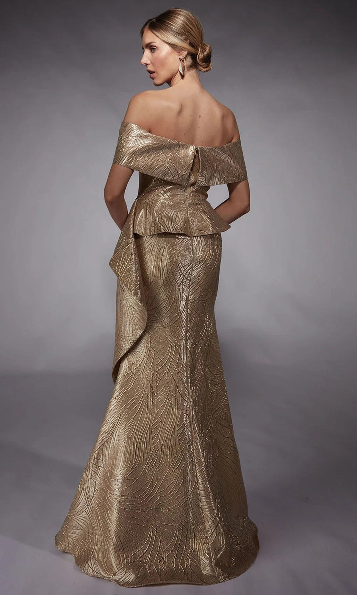 Alyce Paris 27759 - Peplum Straight Neck Jacquard Gown