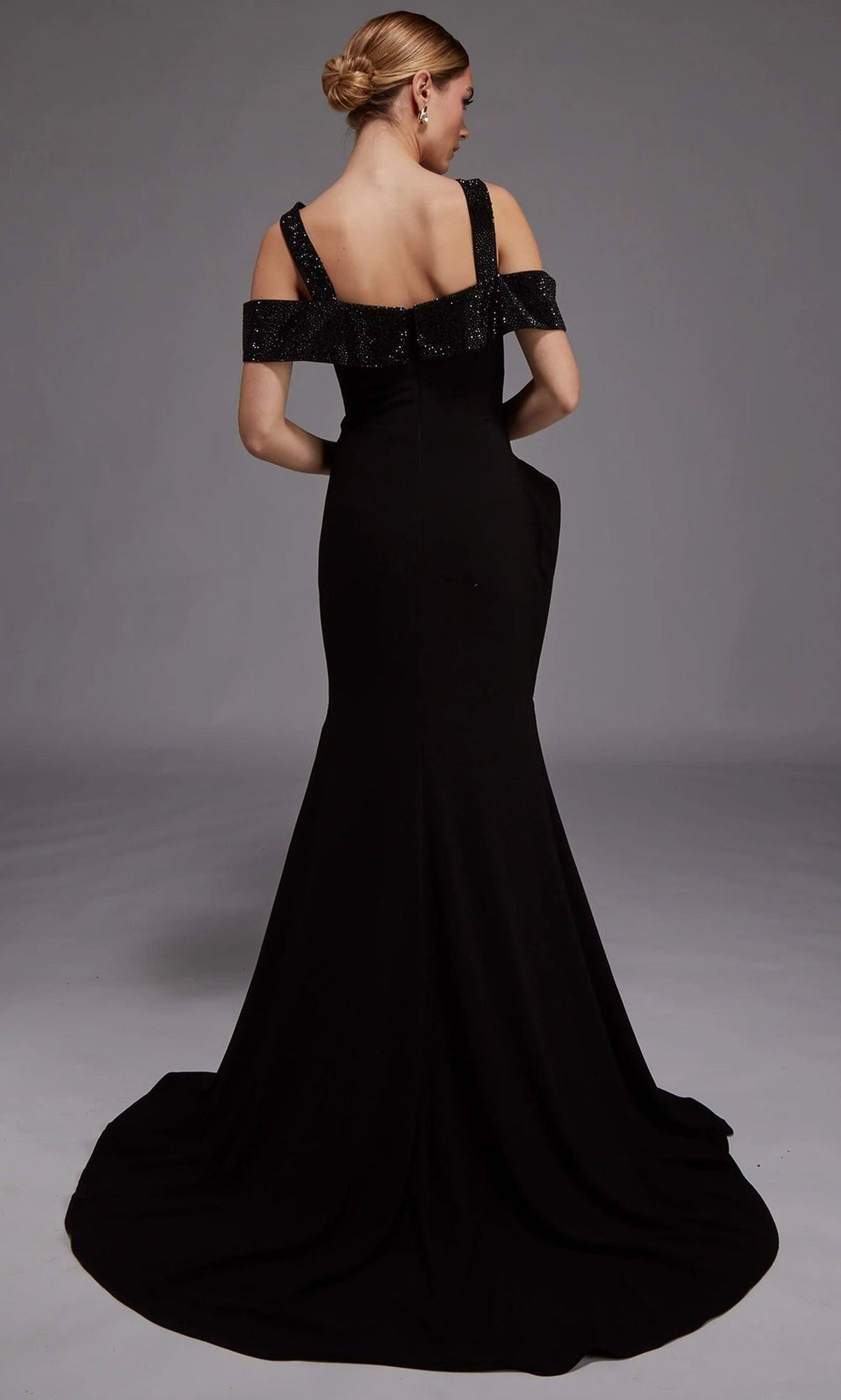 Alyce Paris 27878 - Elegant Cold Shoulder Sweetheart Gown