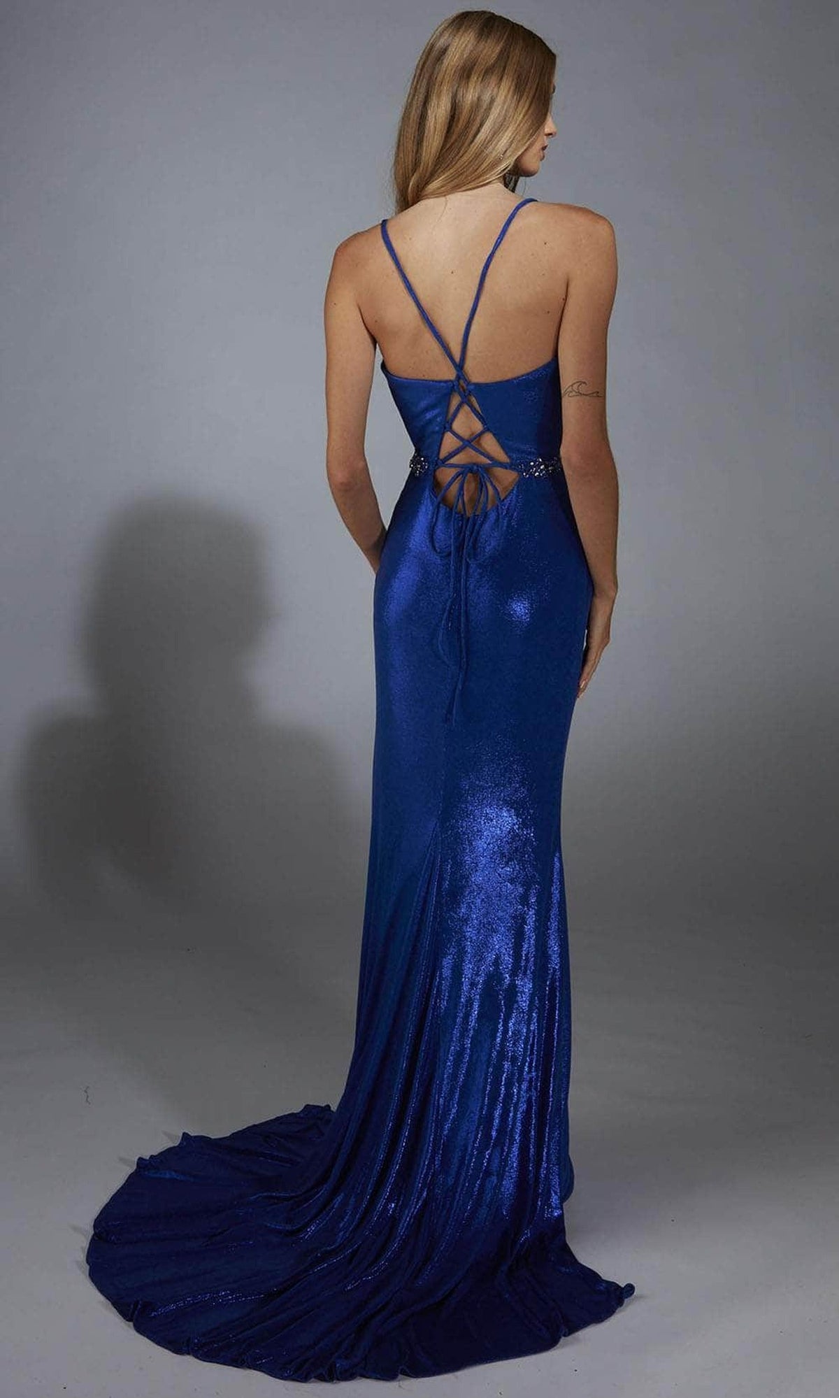 Alyce Paris 61785 - Ruched Deep V-Neck Sheath Gown