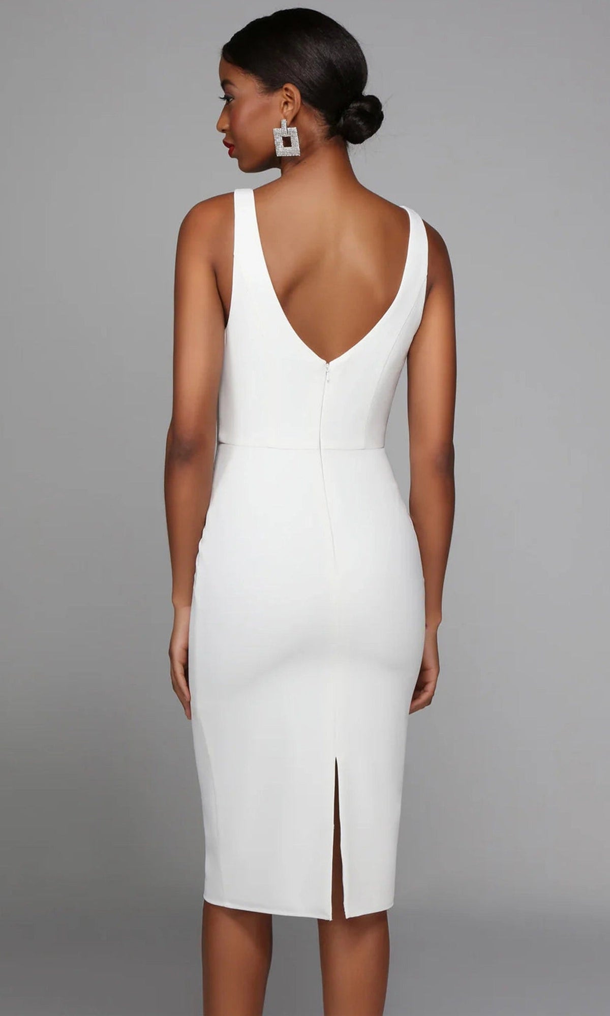 Alyce Paris 70010 - Square Neck Fitted Sheath Dress