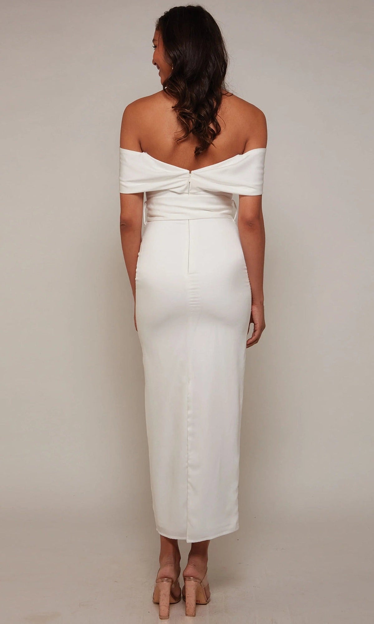 Alyce Paris 70041 - Tea-Length Straight Neck Dress