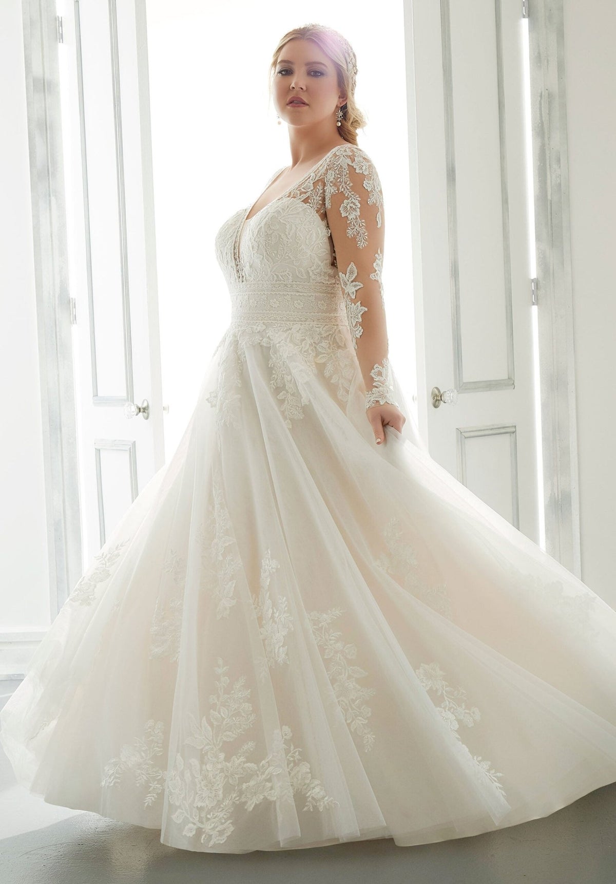 Ama Wedding Dress - Silhouette Dresses