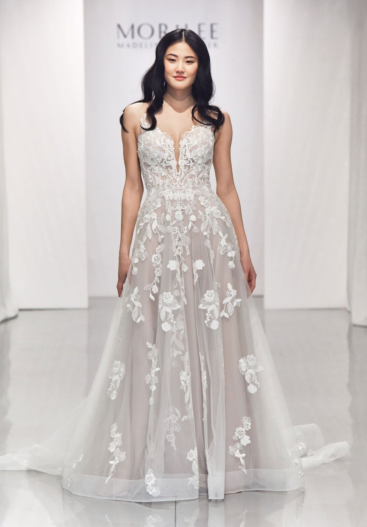 Bernadette Wedding Dress - Silhouette Dresses
