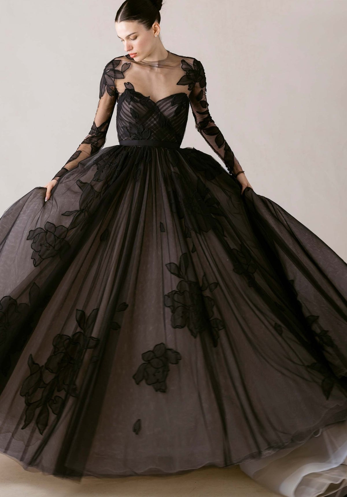 Chassé Wedding Dress - Silhouette Dresses