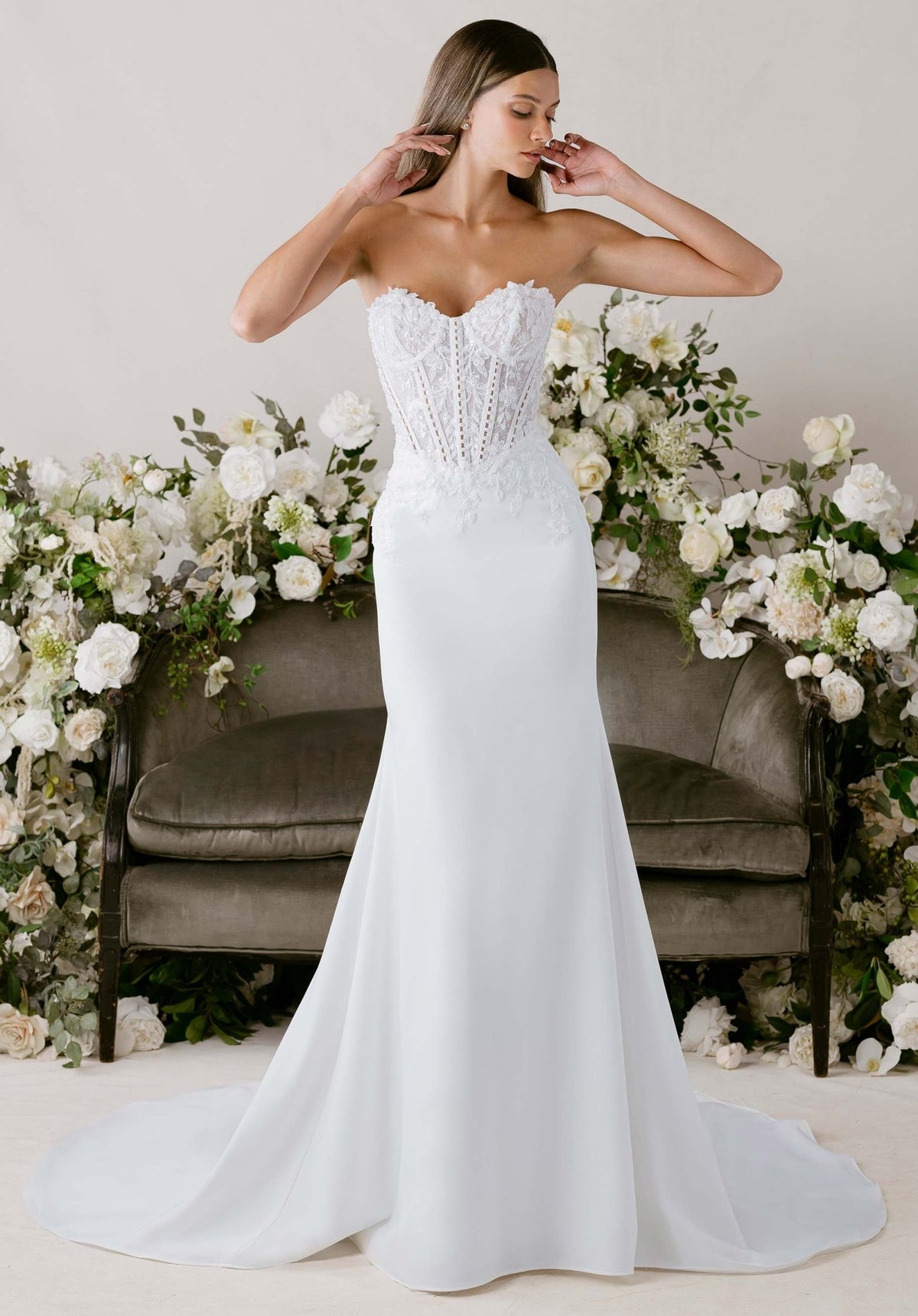 Clara Wedding Dress - Silhouette Dresses