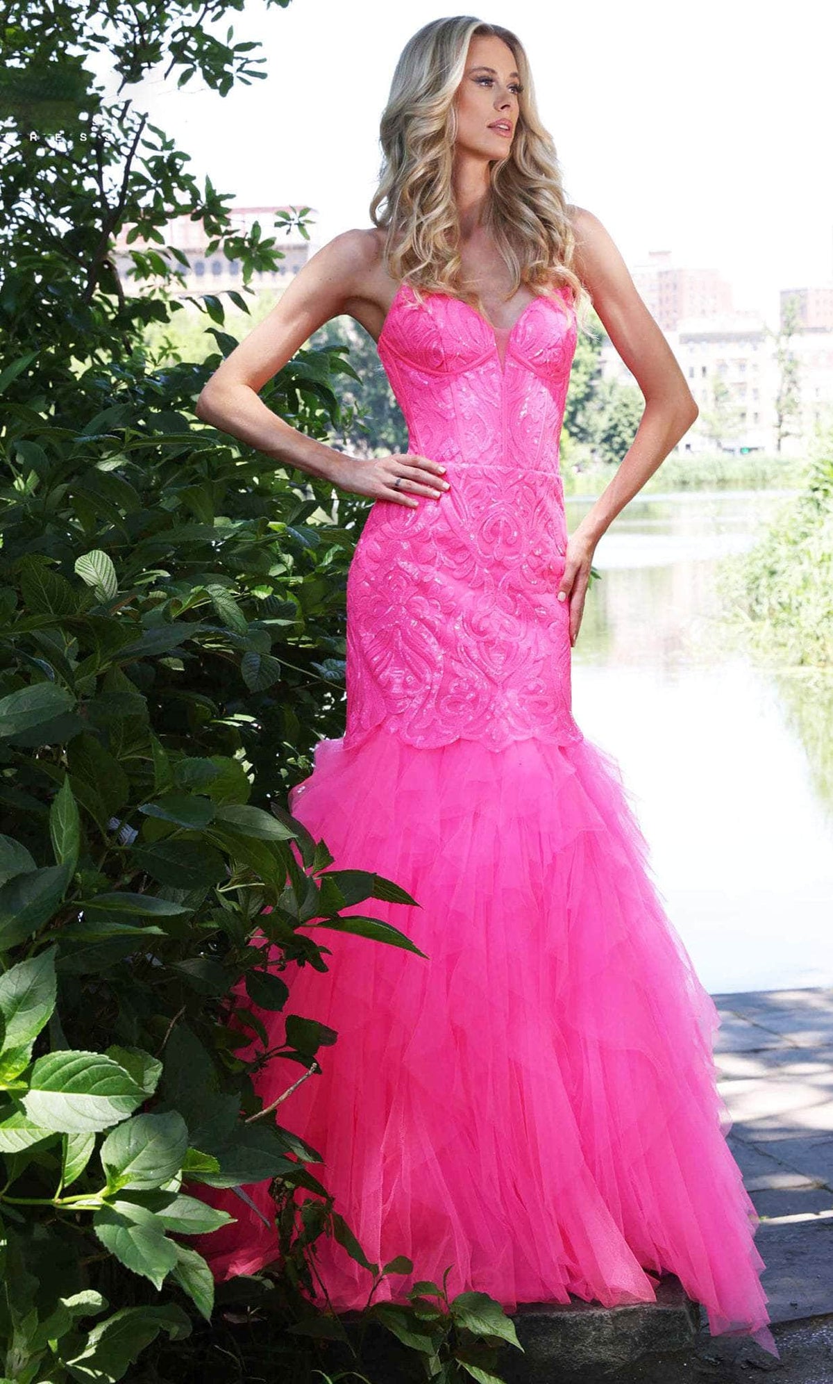 Colors Dress 2985 - Sequin Bustier Prom Gown