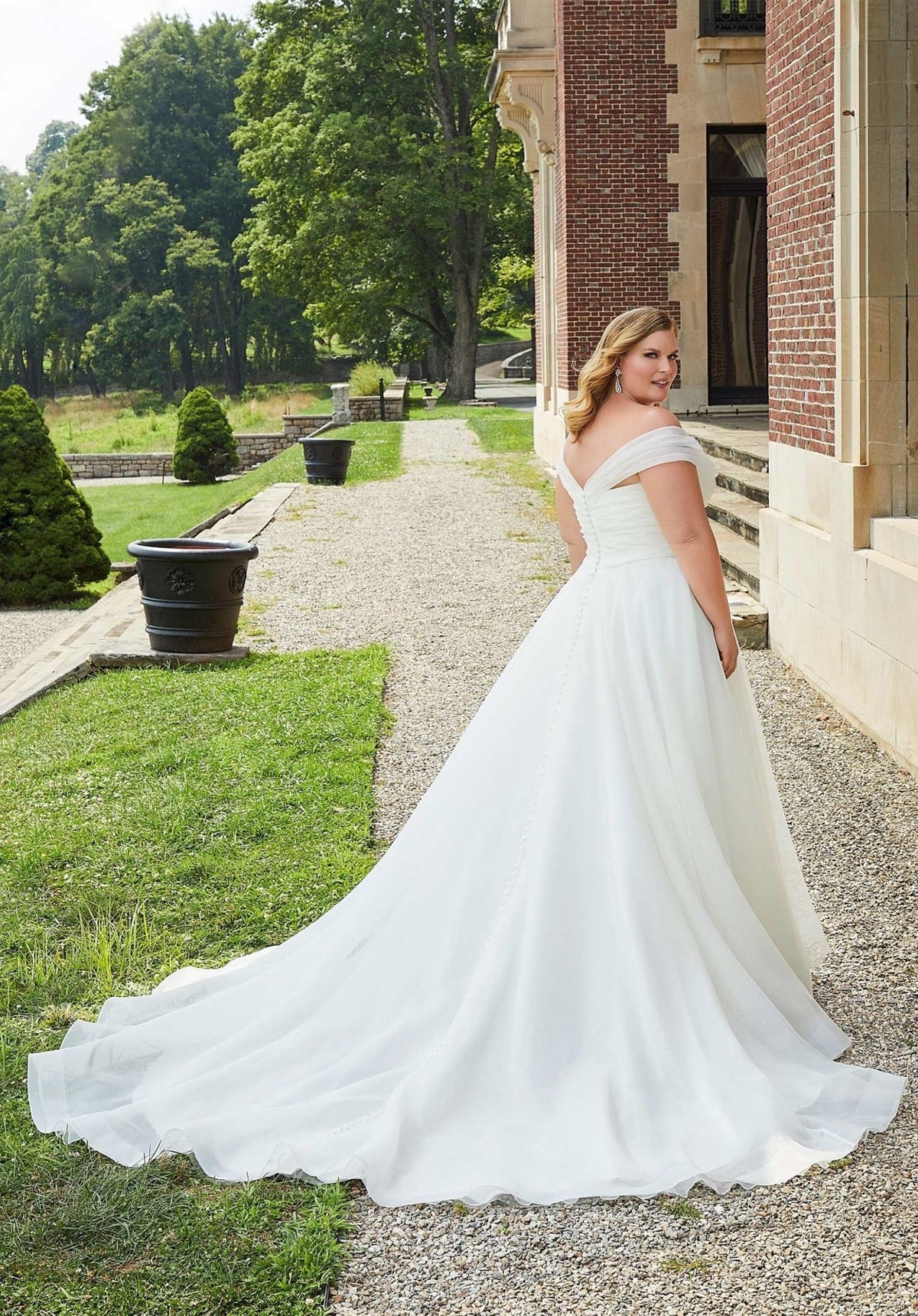 Evette Wedding Dress - Silhouette Dresses