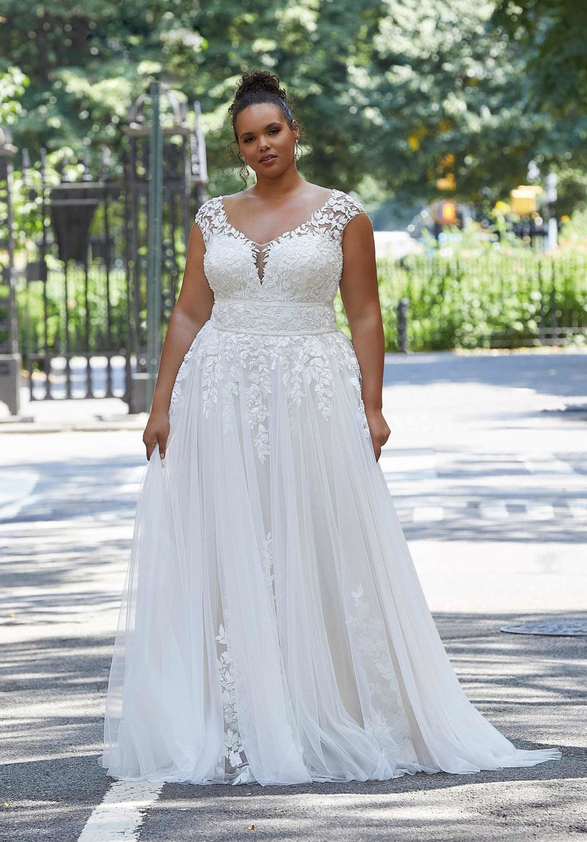 Hadley Wedding Dress - Silhouette Dresses