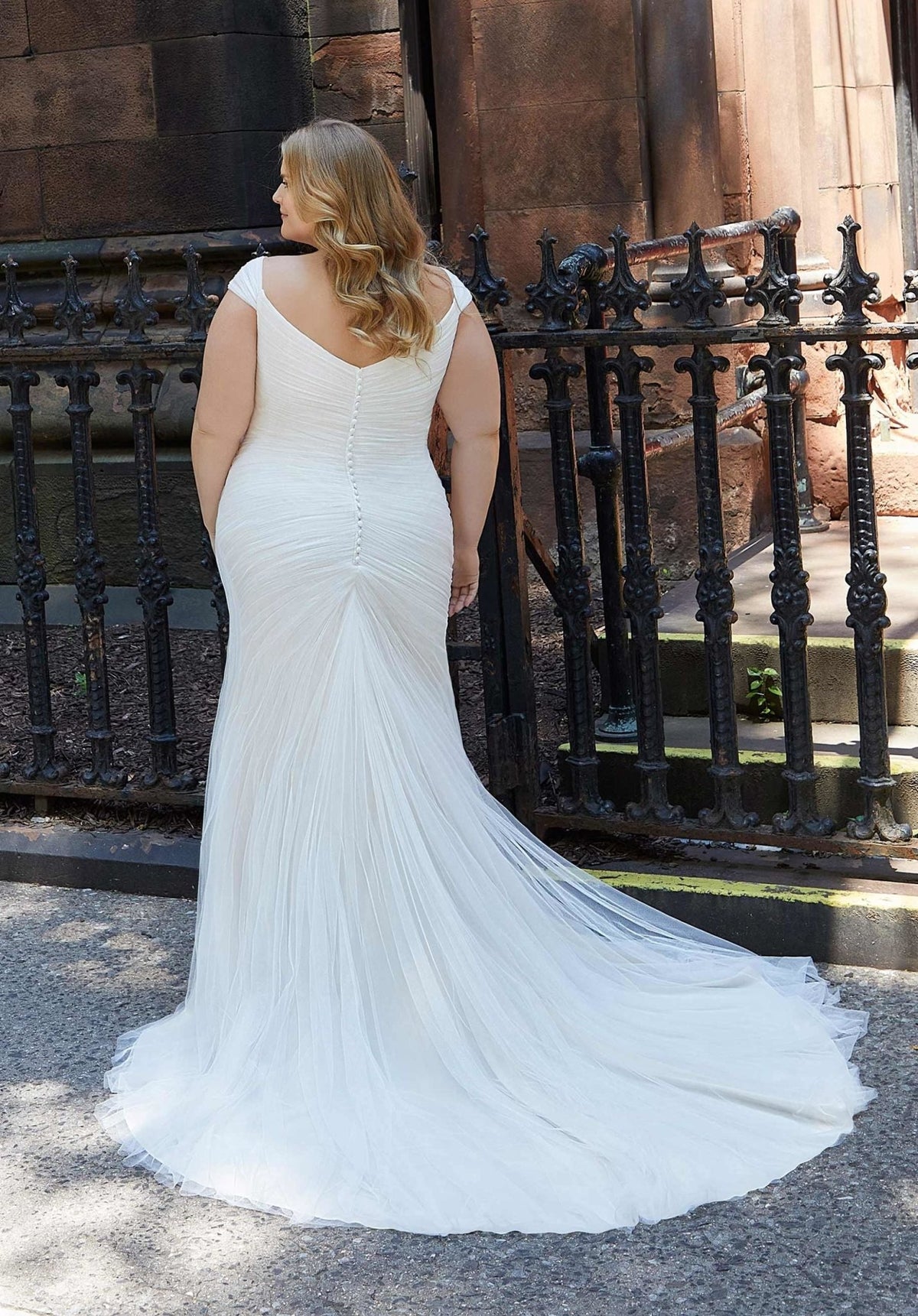 Helen Wedding Dress - Silhouette Dresses
