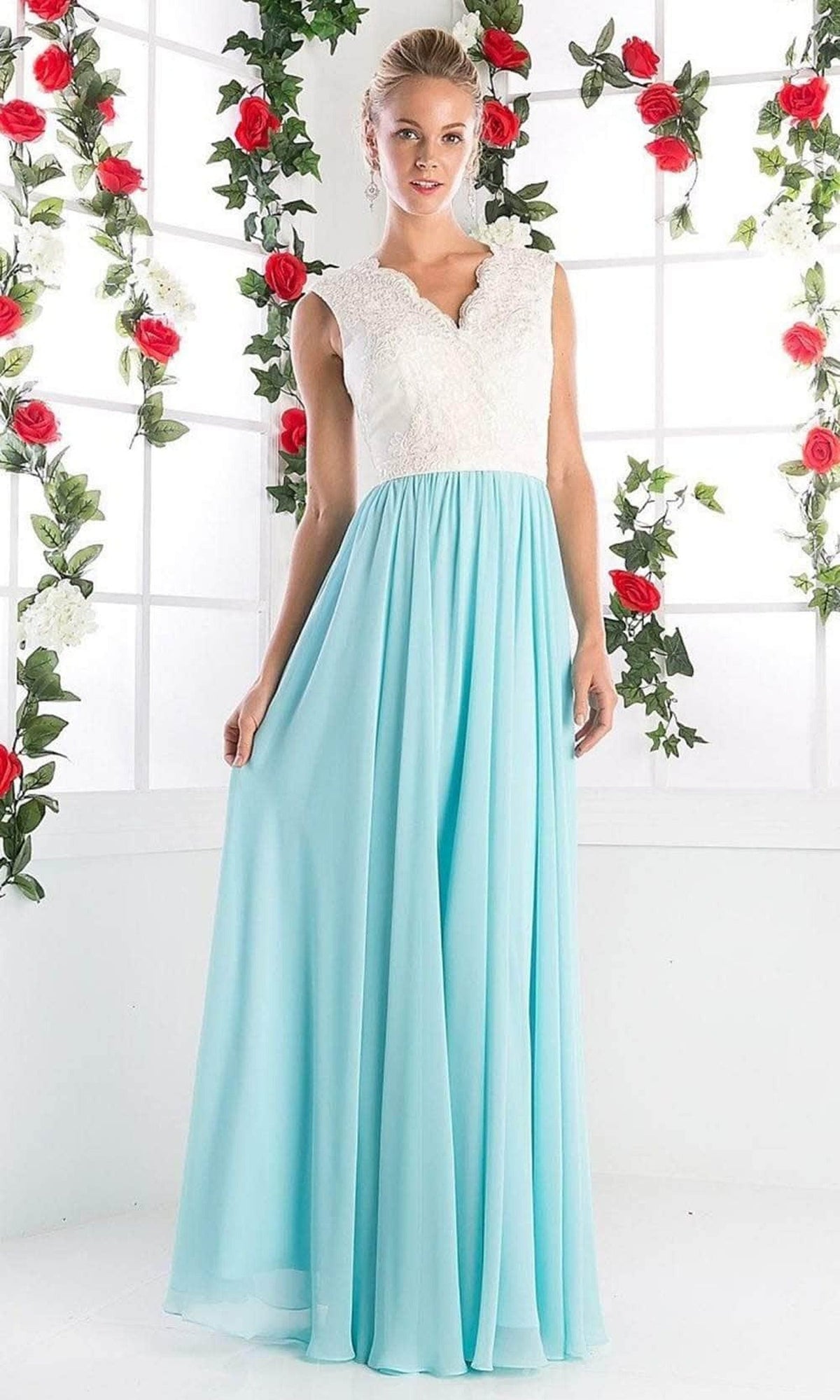 Ladivine 1965 - V Neck Lace Scalloped A-line Dress