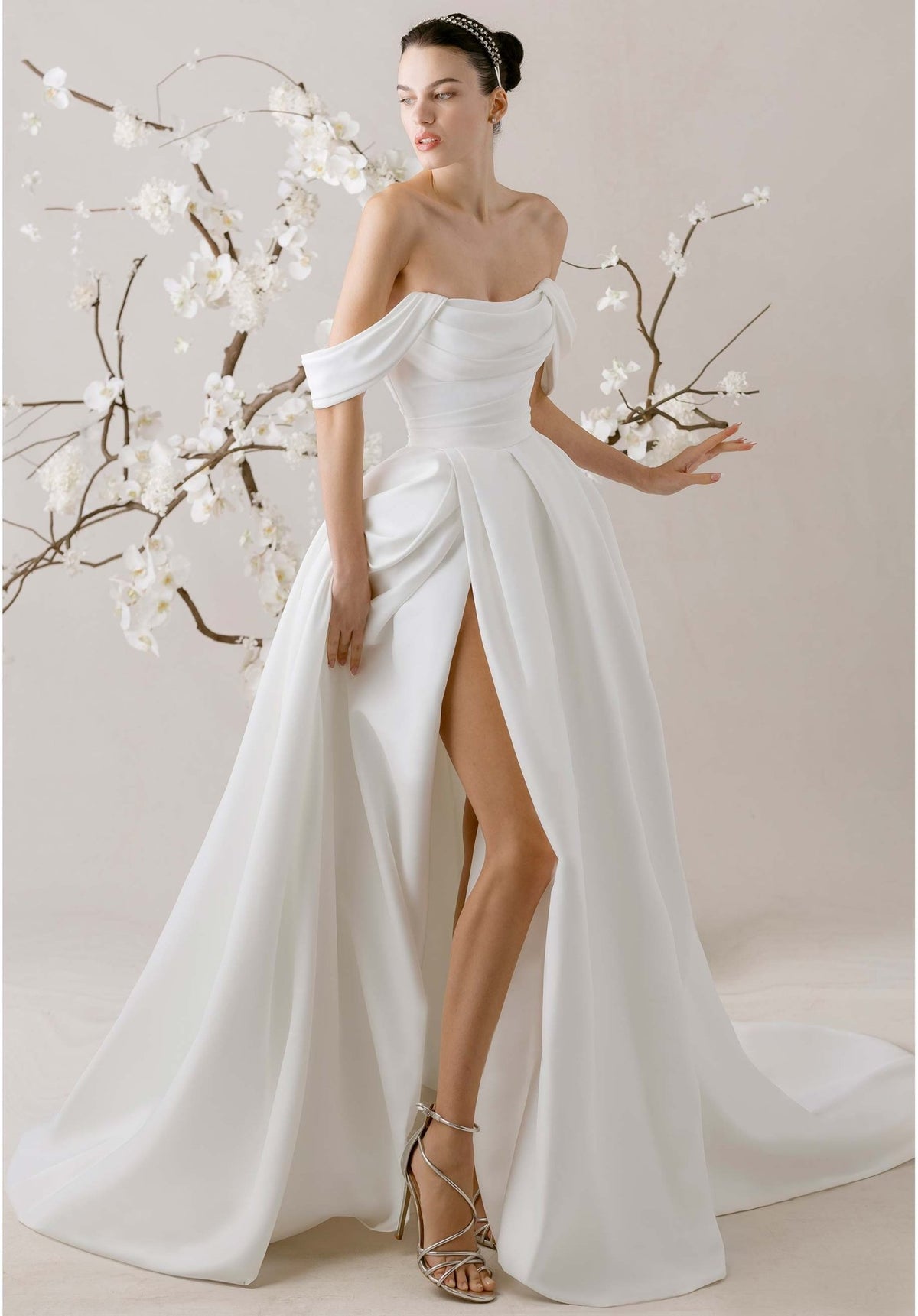 Mirela Wedding Dress - Silhouette Dresses