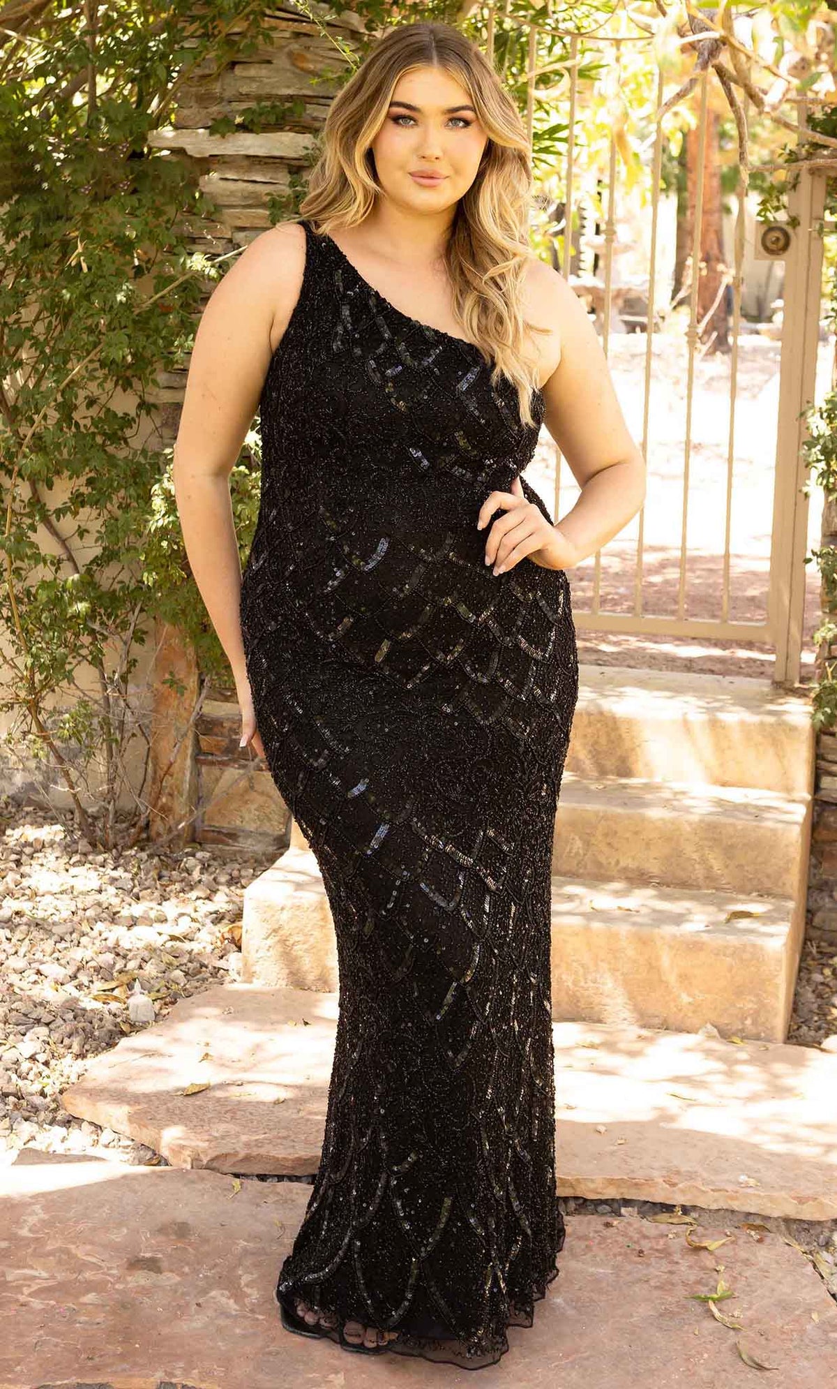 Primavera Couture 14002 - Scale-Like Sequined Evening Gown - detail view