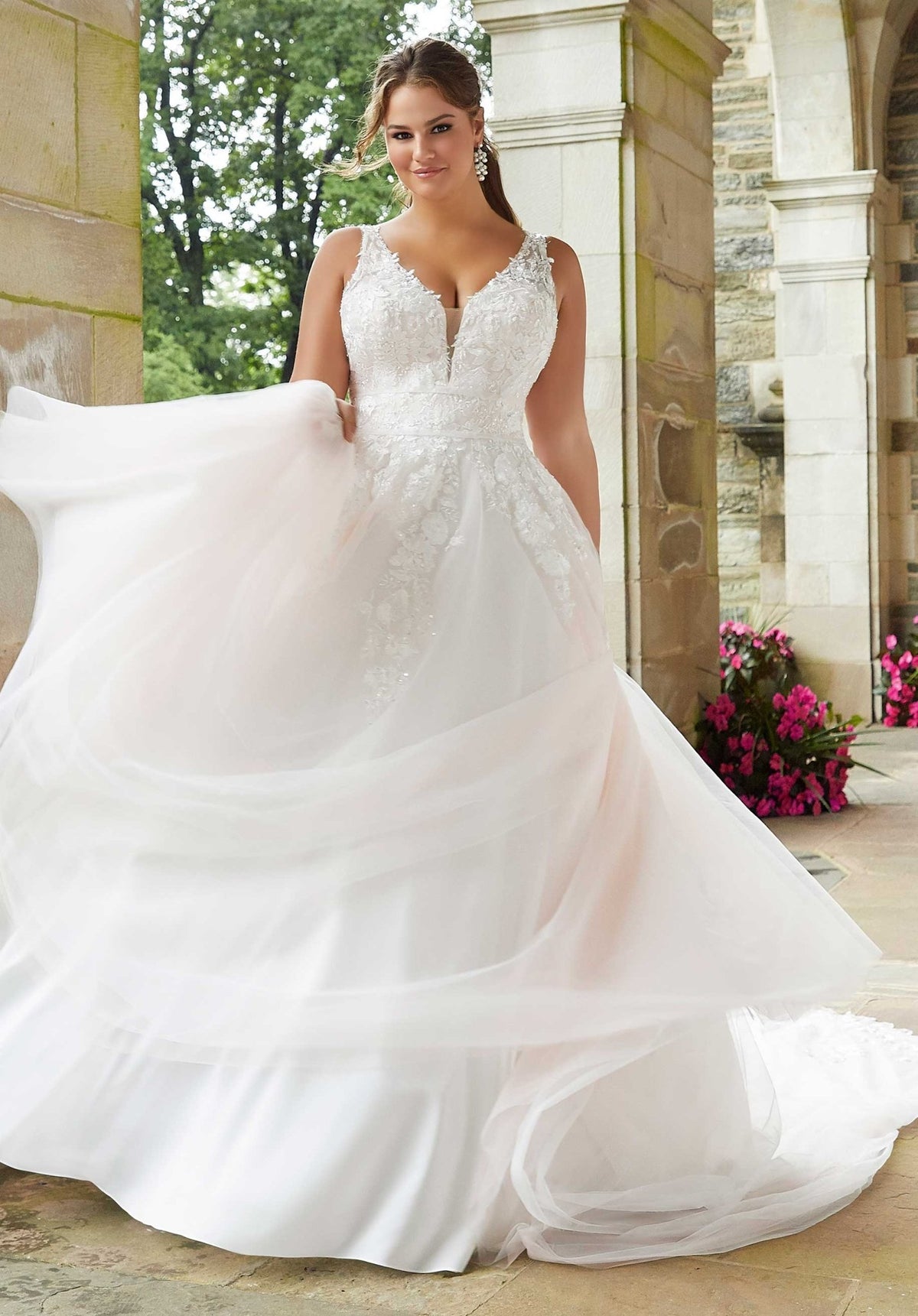 Sigourney Wedding Dress - Silhouette Dresses