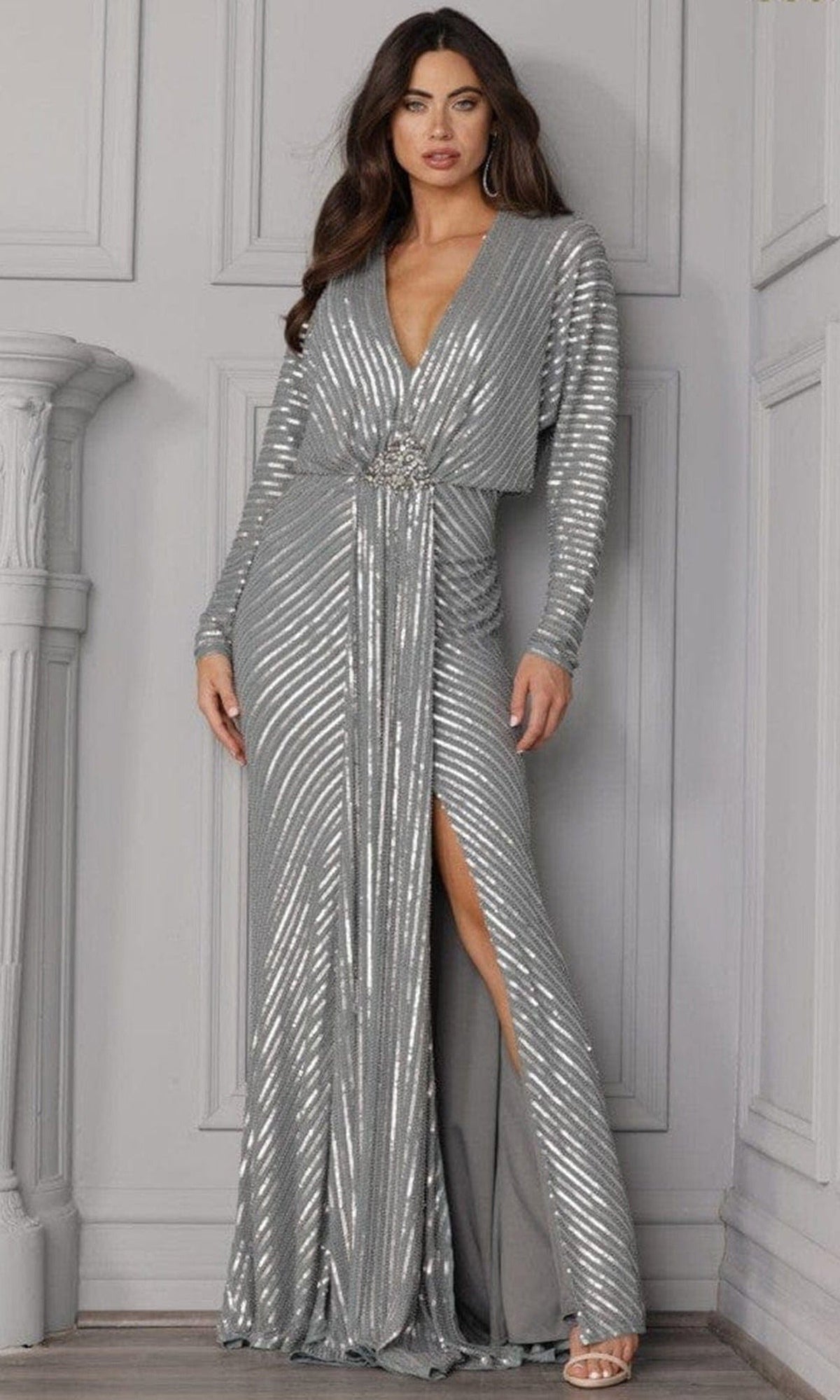 Terani Couture 2111M5280 - Long Sleeve V-neck Gown