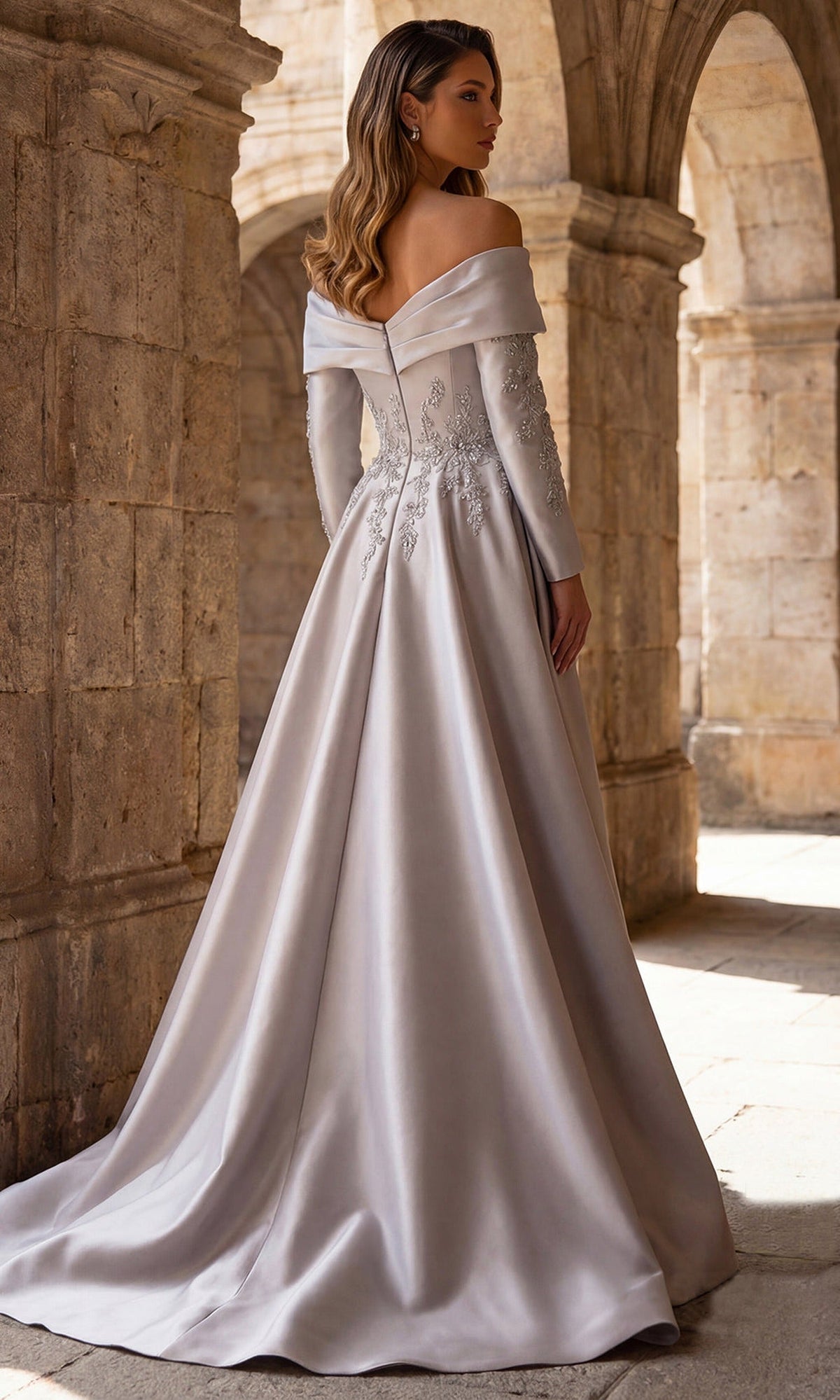 Terani Couture 262M7315 - Long Sleeve Beaded Accent Formal Gown