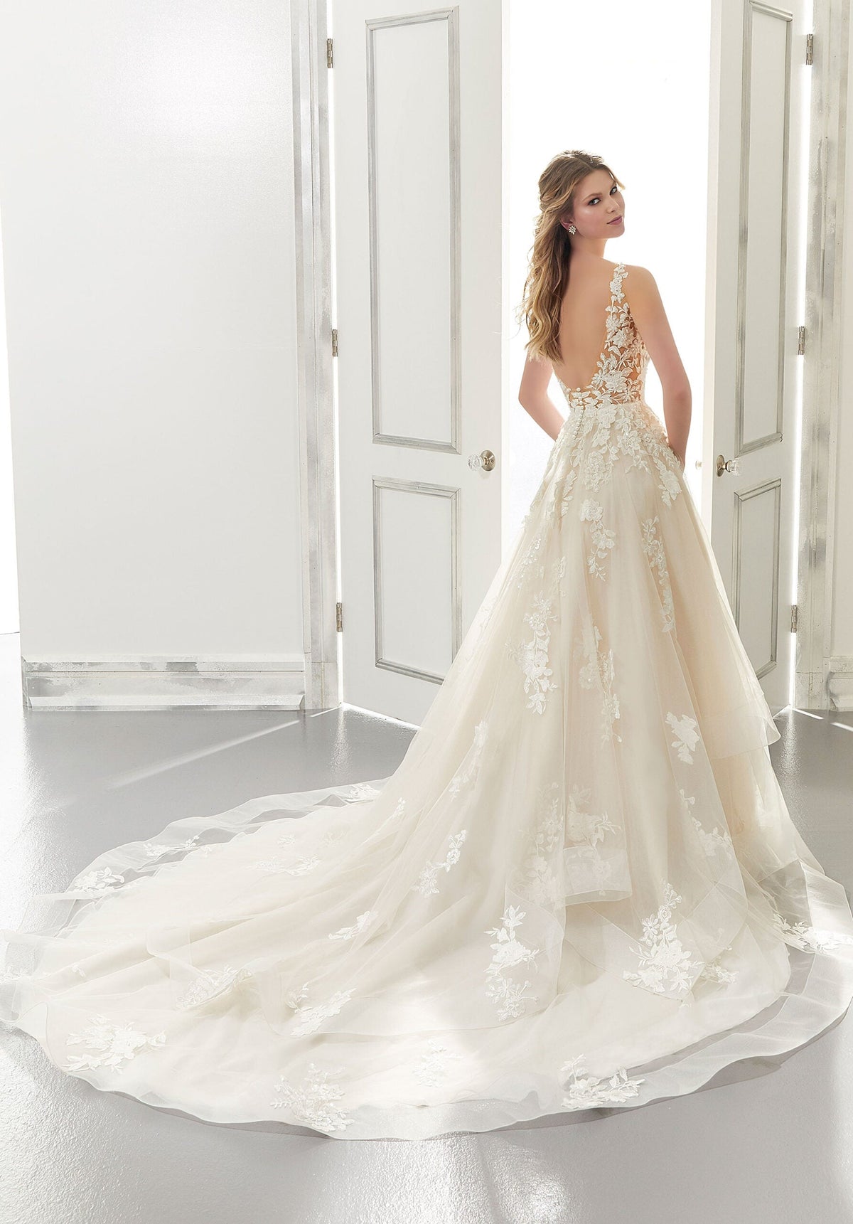 https://cdn.shopify.com/s/files/1/0908/3011/1000/files/2176-0216-scaled_d25c1321-18cf-4e39-a0d9-7cea1ef3da8b.jpg?v=1749631944