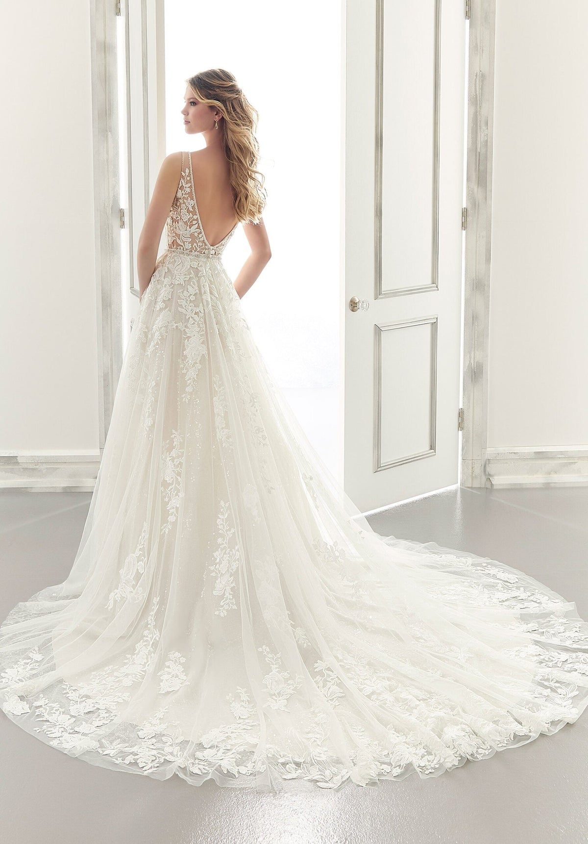 https://cdn.shopify.com/s/files/1/0908/3011/1000/files/2179-0190-scaled.jpg?v=1749631909