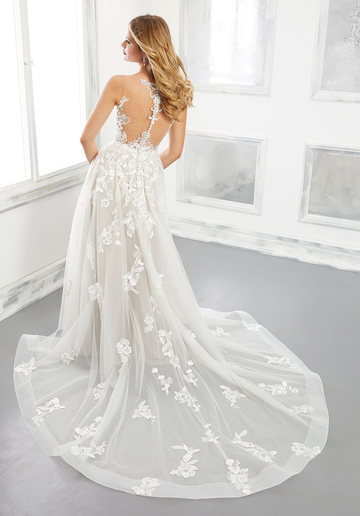 https://cdn.shopify.com/s/files/1/0908/3011/1000/files/2306-0221-scaled-INTERNATIONAL_70adbd50-2e3c-4a2b-8ac7-a9ded2d7f111.jpg?v=1749632118