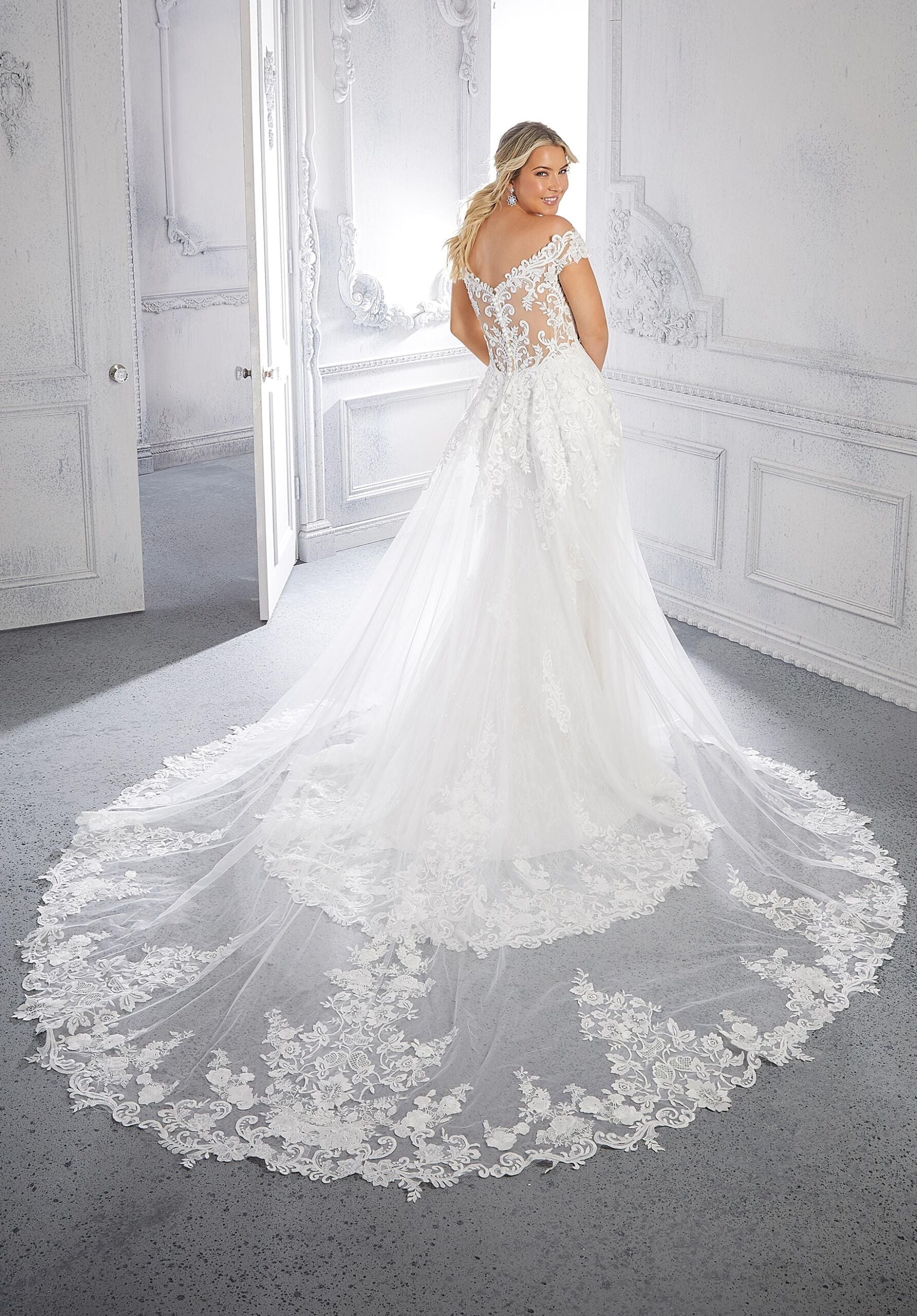https://cdn.shopify.com/s/files/1/0908/3011/1000/files/3323W-0146-scaled_c9b465a8-a28f-4120-82a0-fe85ca616dec.jpg?v=1749632651