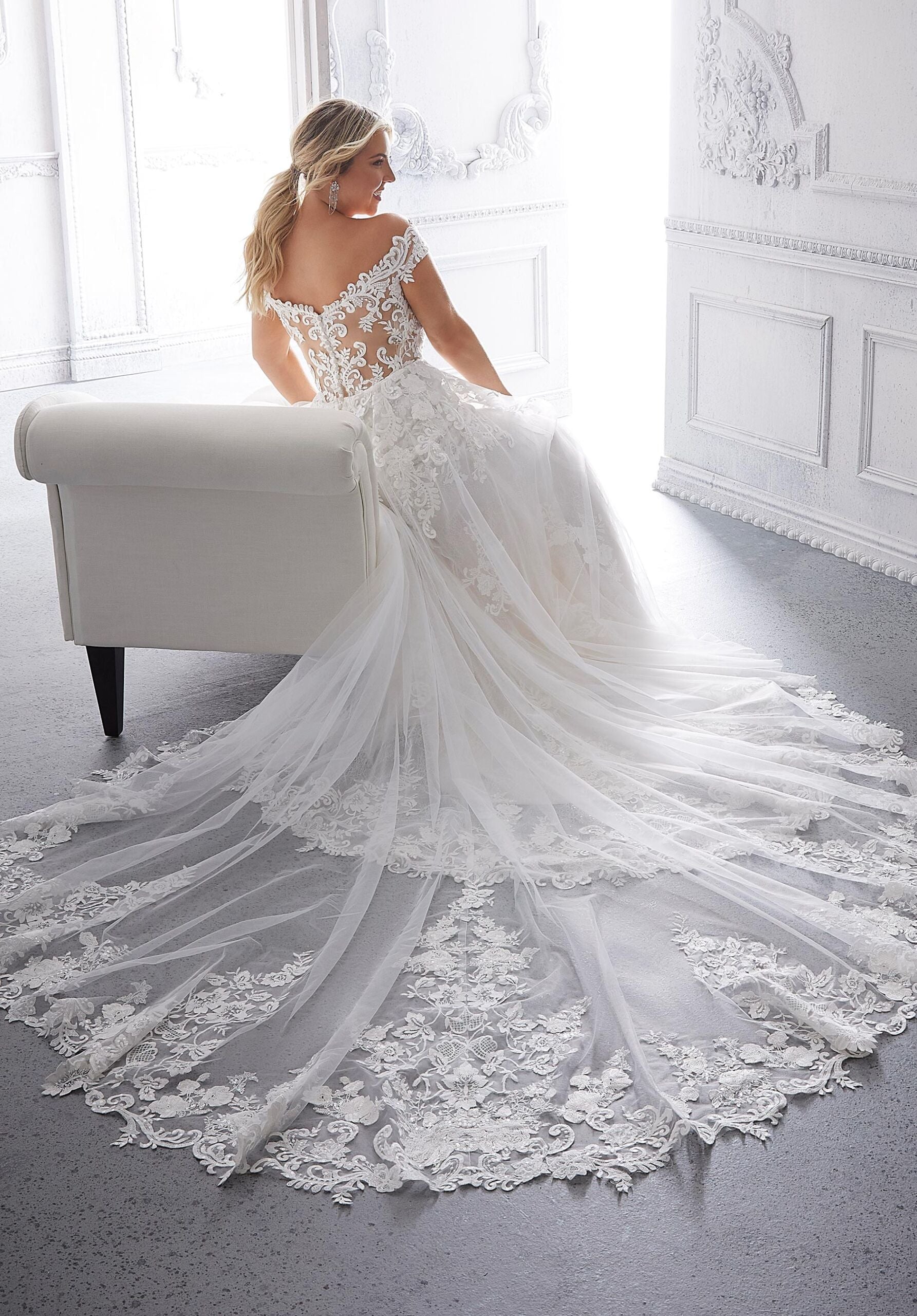 https://cdn.shopify.com/s/files/1/0908/3011/1000/files/3323W-0200-scaled.jpg?v=1749632651