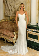 https://cdn.shopify.com/s/files/1/0726/8125/9325/products/900213-F-VerraValle-Clarisse-2021-24-scaled_0a8bd2fe-a028-4572-b29a-d51eb1a697f8.jpg?v=1742579616