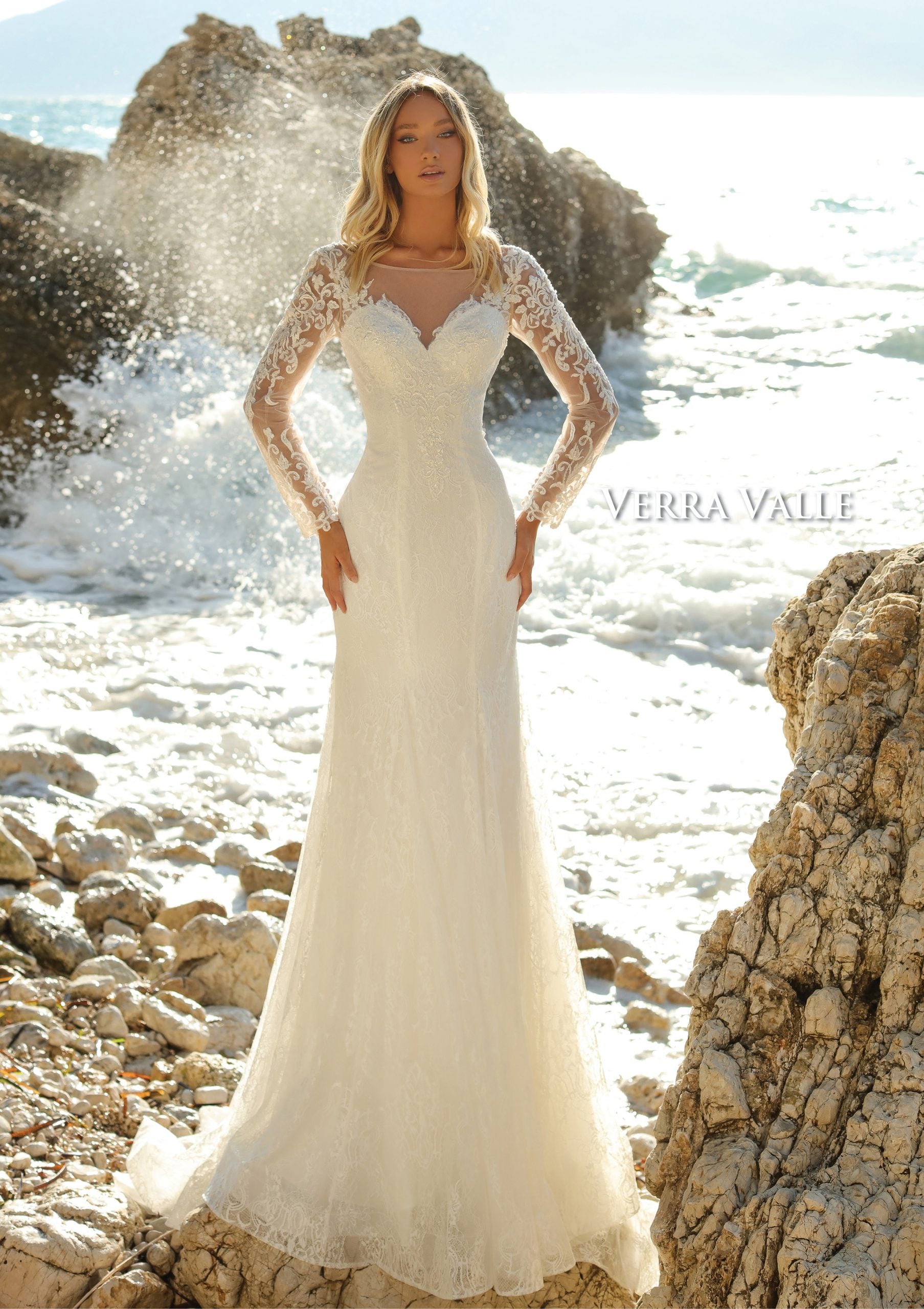 https://cdn.shopify.com/s/files/1/0726/8125/9325/products/900214-F-Verra-Valle-SP2022-8-scaled_77395897-e1f3-4d58-8452-8040528f8437.jpg?v=1742579617
