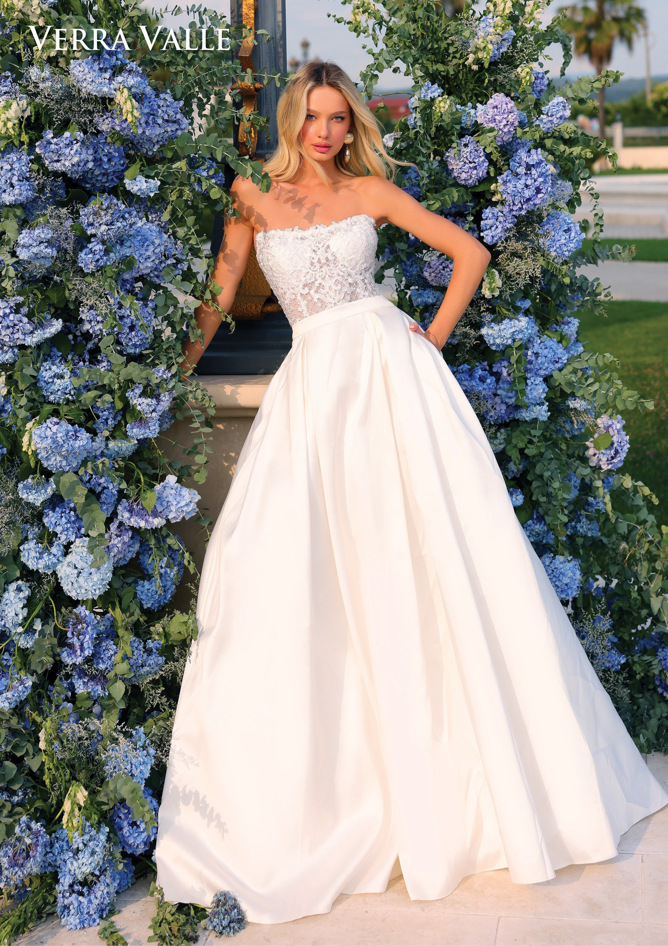 https://cdn.shopify.com/s/files/1/0726/8125/9325/files/900333-F-FullSkirt-VerraValle2024.jpg?v=1742579663