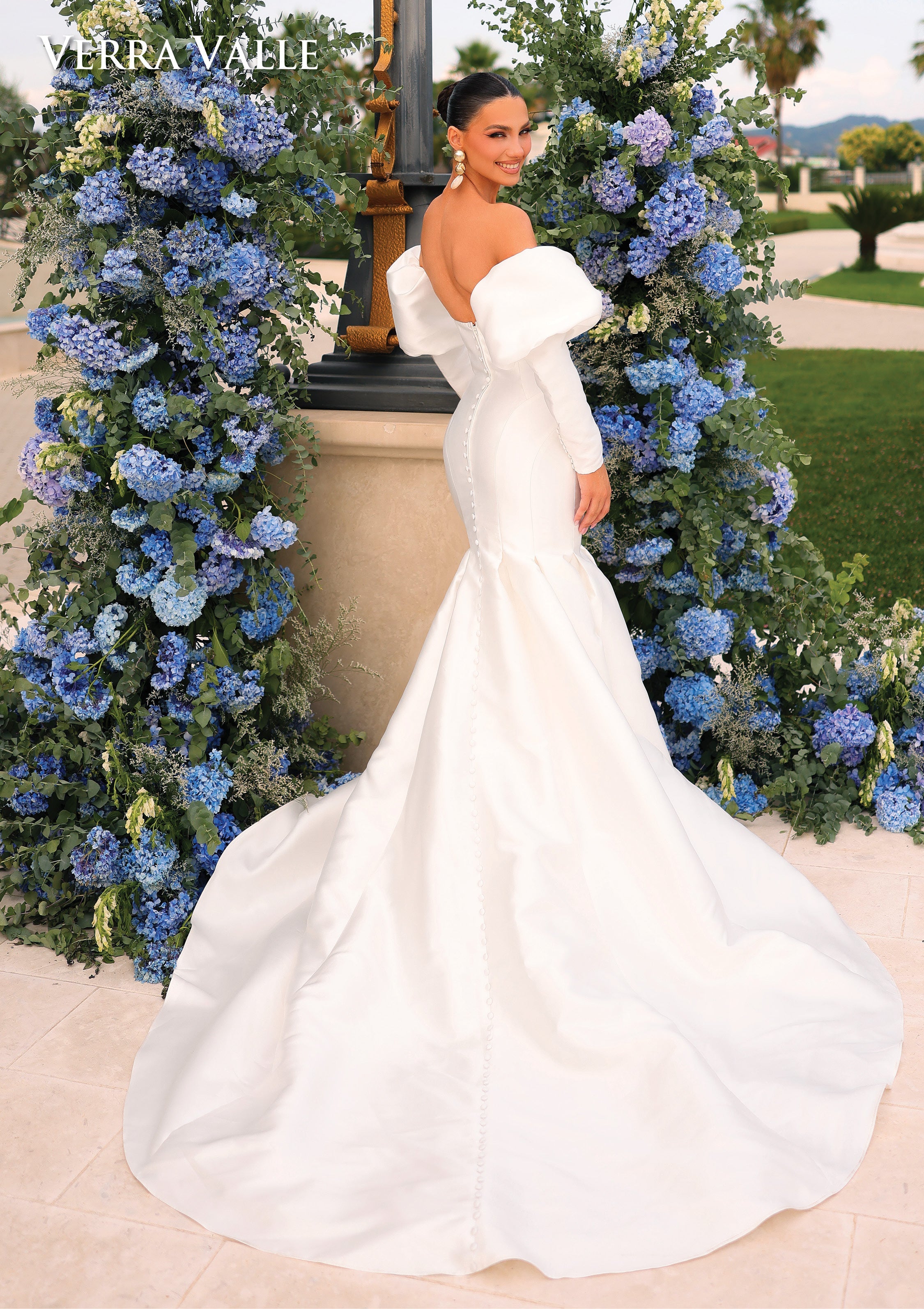 https://cdn.shopify.com/s/files/1/0726/8125/9325/files/900336-B-VerraValle2024_b40cac83-dd14-4081-8108-7d853d7652b6.jpg?v=1742579666
