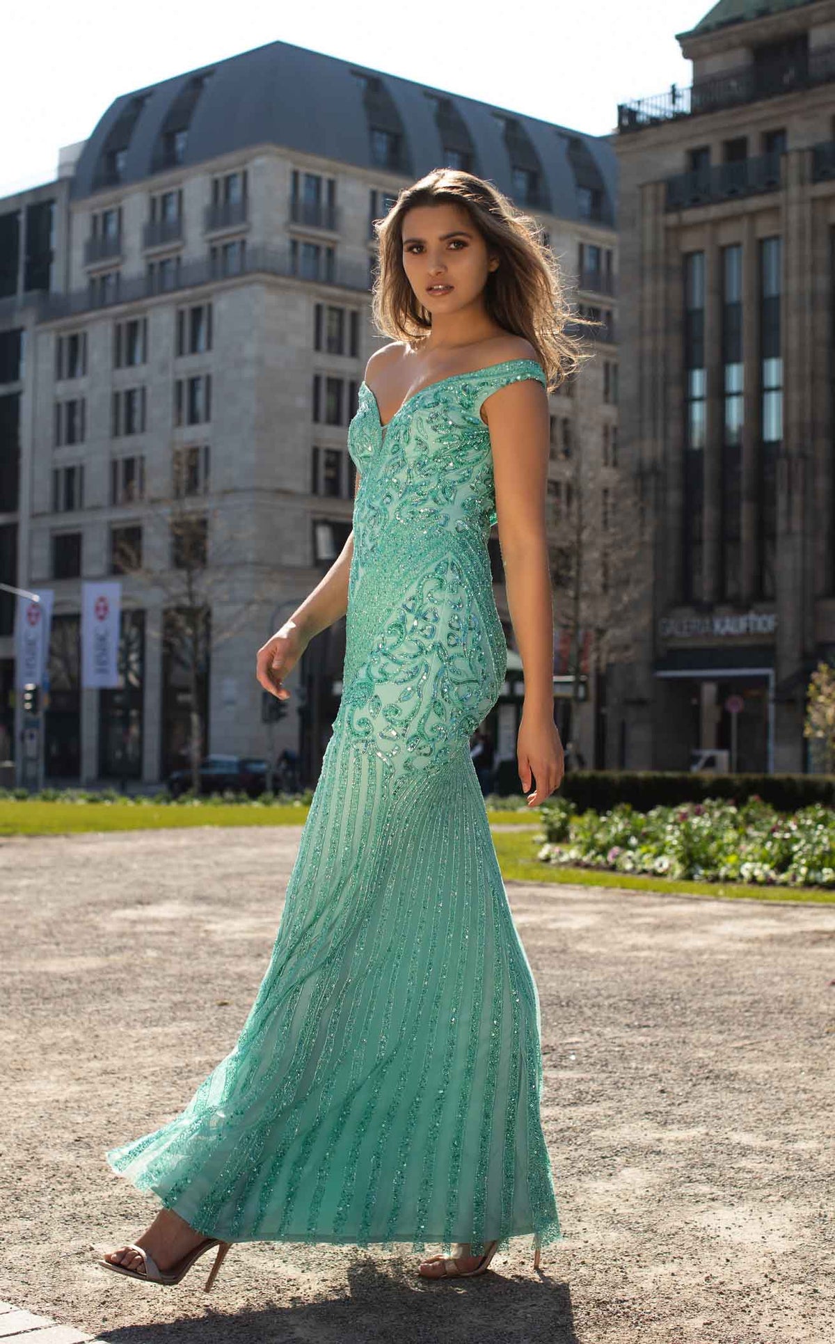 Chic and Holland AN1488 dress — view 2