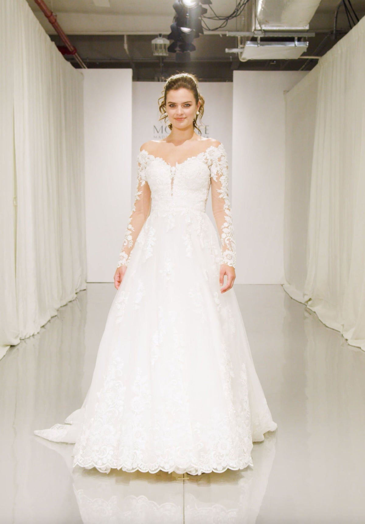 https://cdn.shopify.com/s/files/1/0908/3011/1000/files/Ambrosia-2196-scaled.jpg?v=1749631872