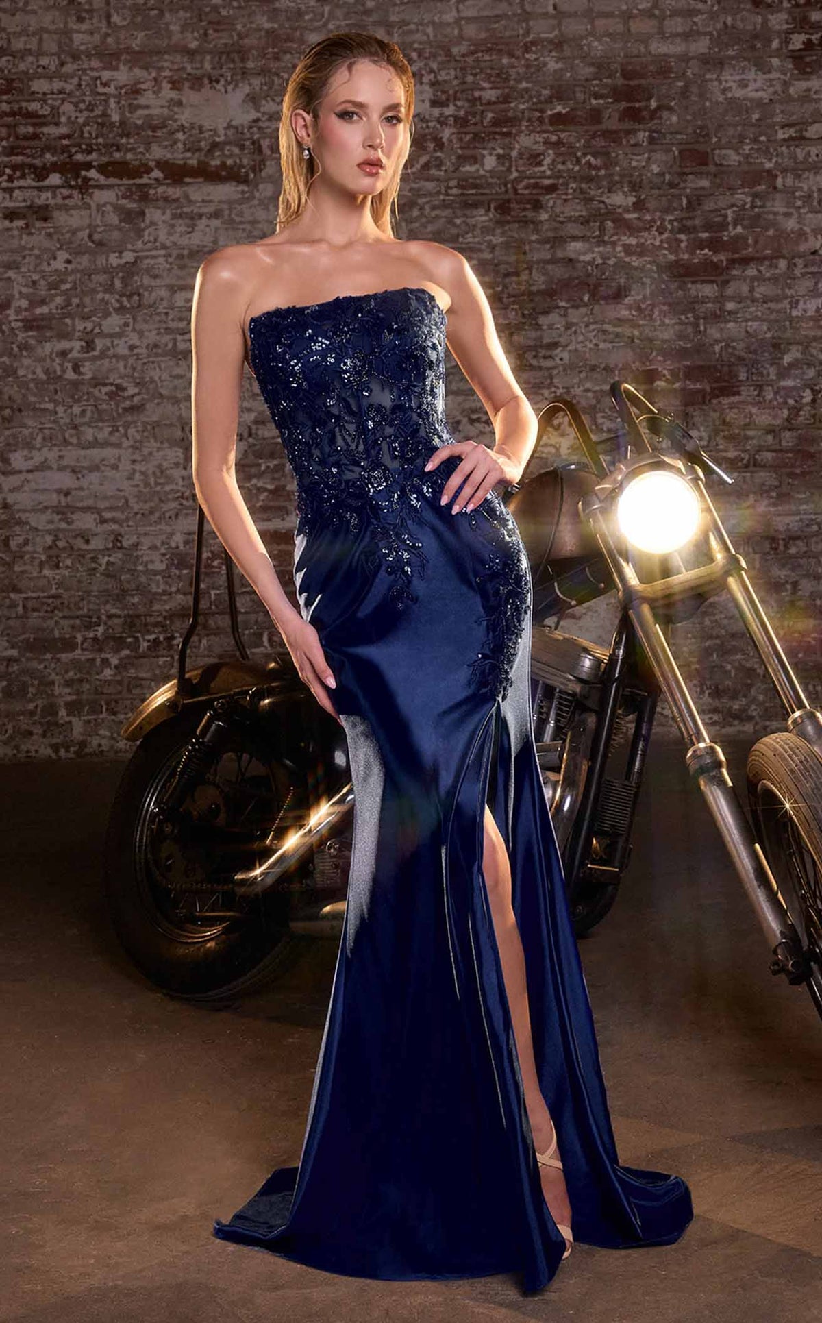 Ladivine C168CL dress — view 3