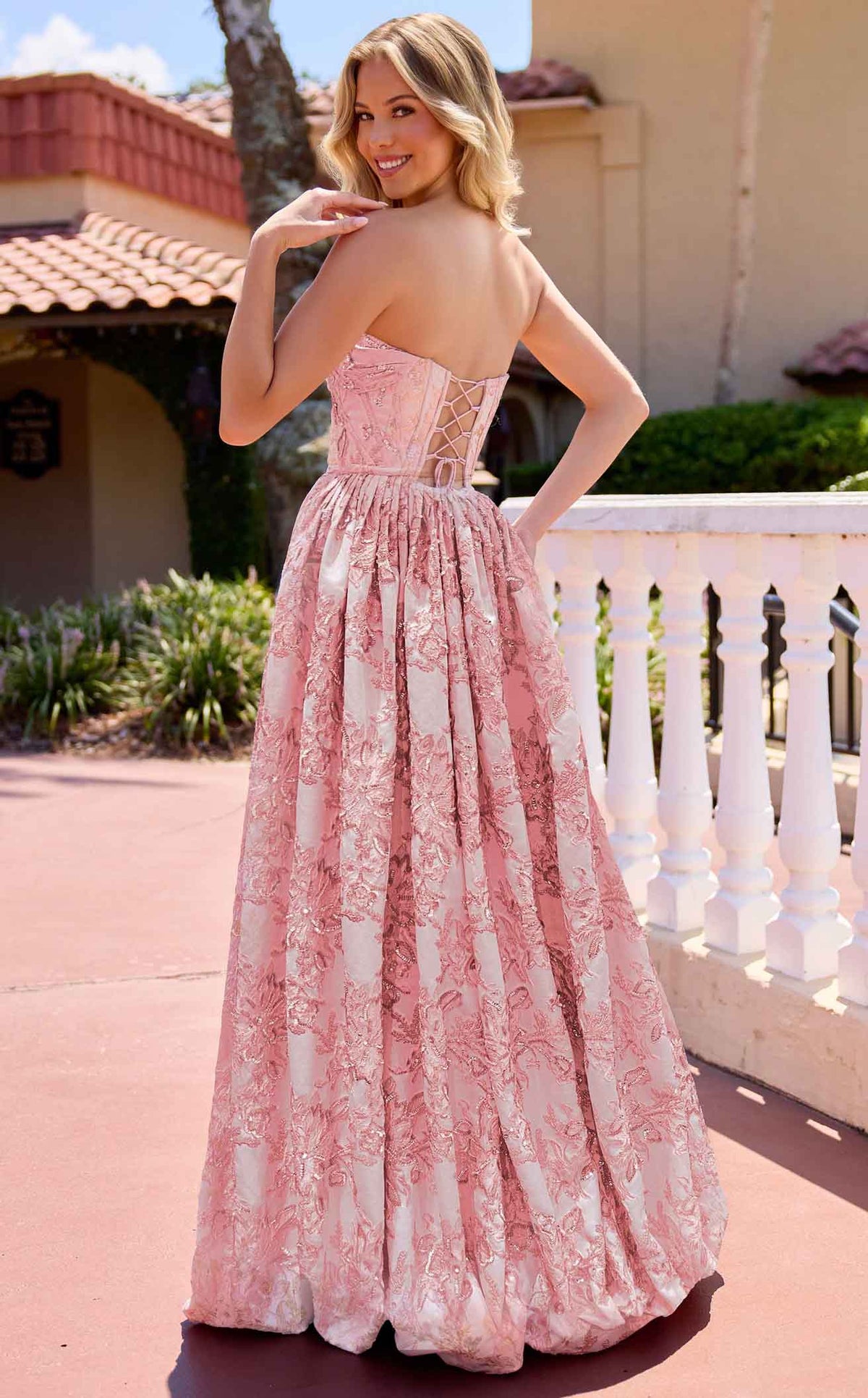 Primavera Couture 4566 dress — view 2