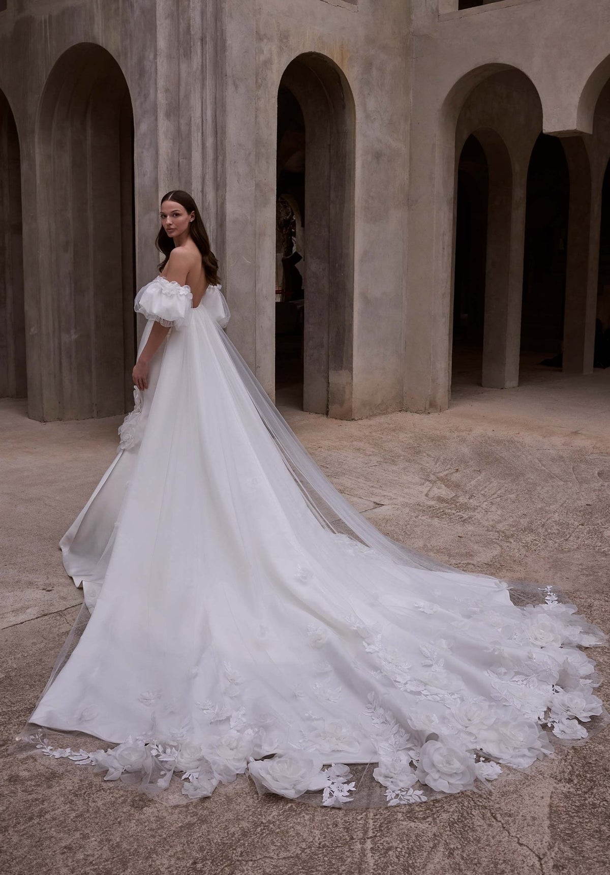 Aelina Wedding Dress - Silhouette Dresses