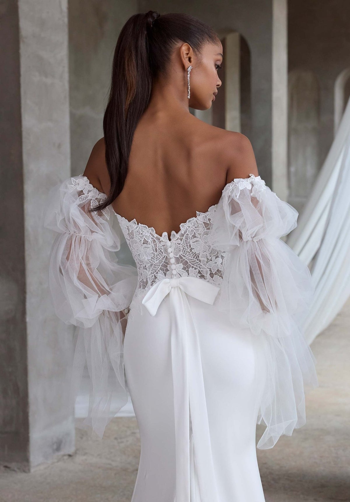 Aine Wedding Dress - Silhouette Dresses
