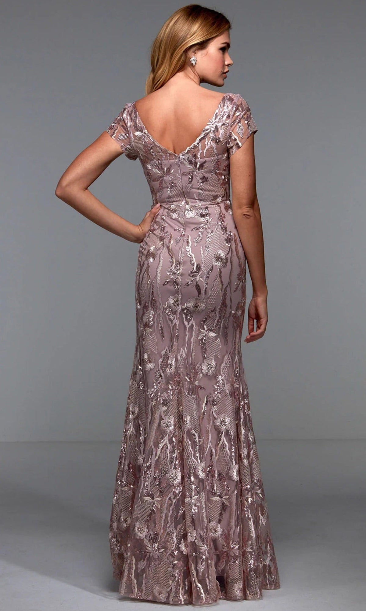 Alyce Paris 27533 - V-Neck Floral Lace Evening Dress