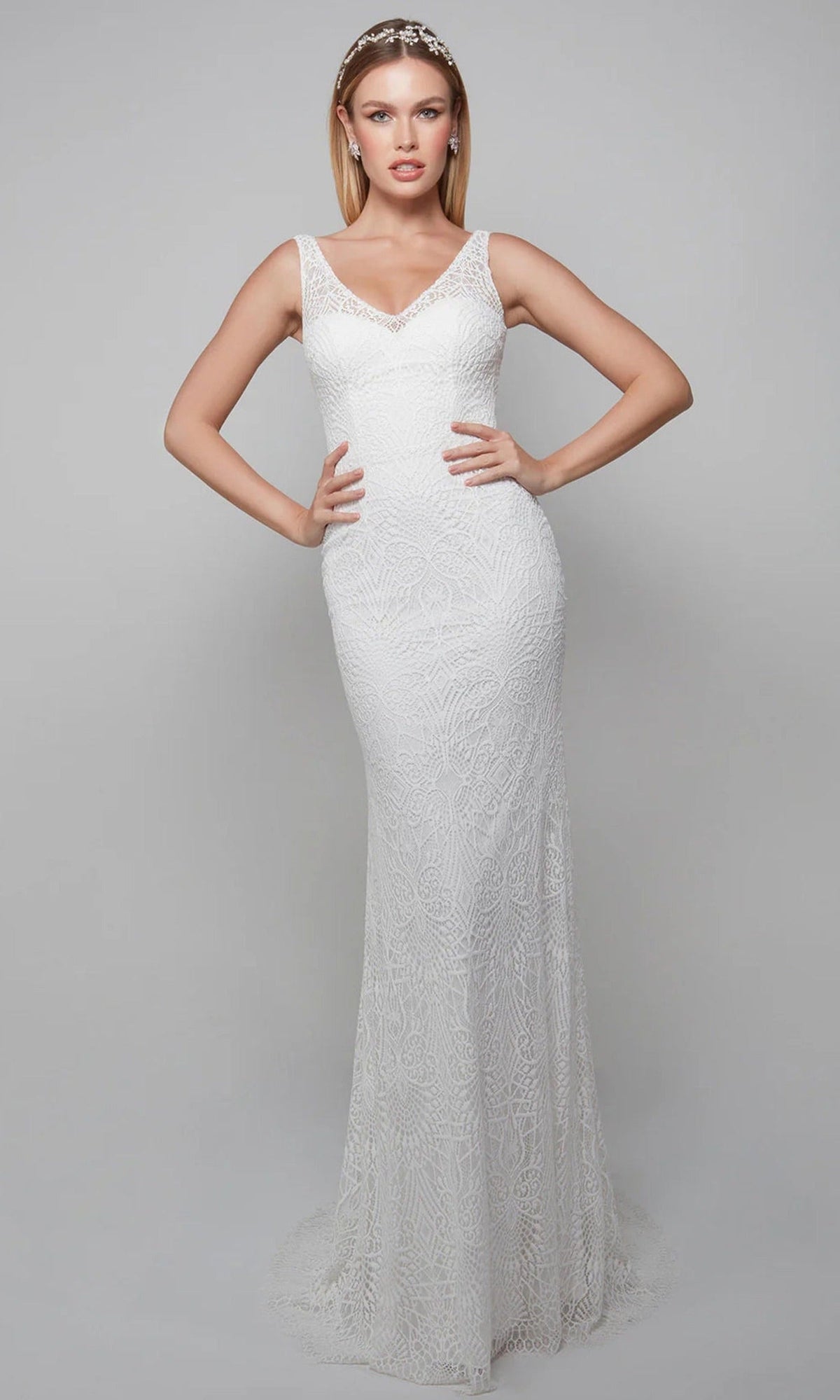 Alyce Paris 7075 - Lace Tulle Sheath Gown with V-Back