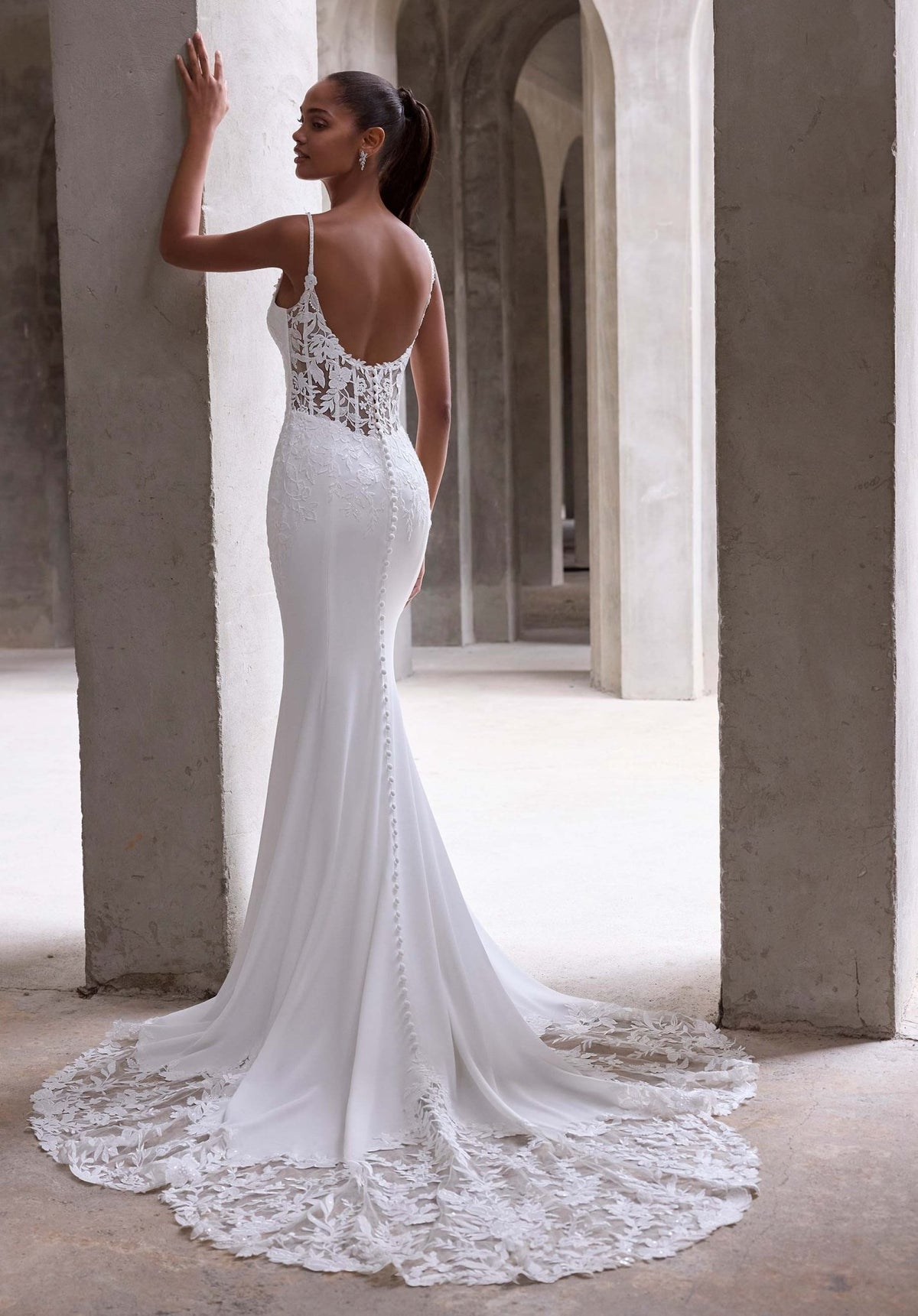 Amaris Wedding Dress - Silhouette Dresses
