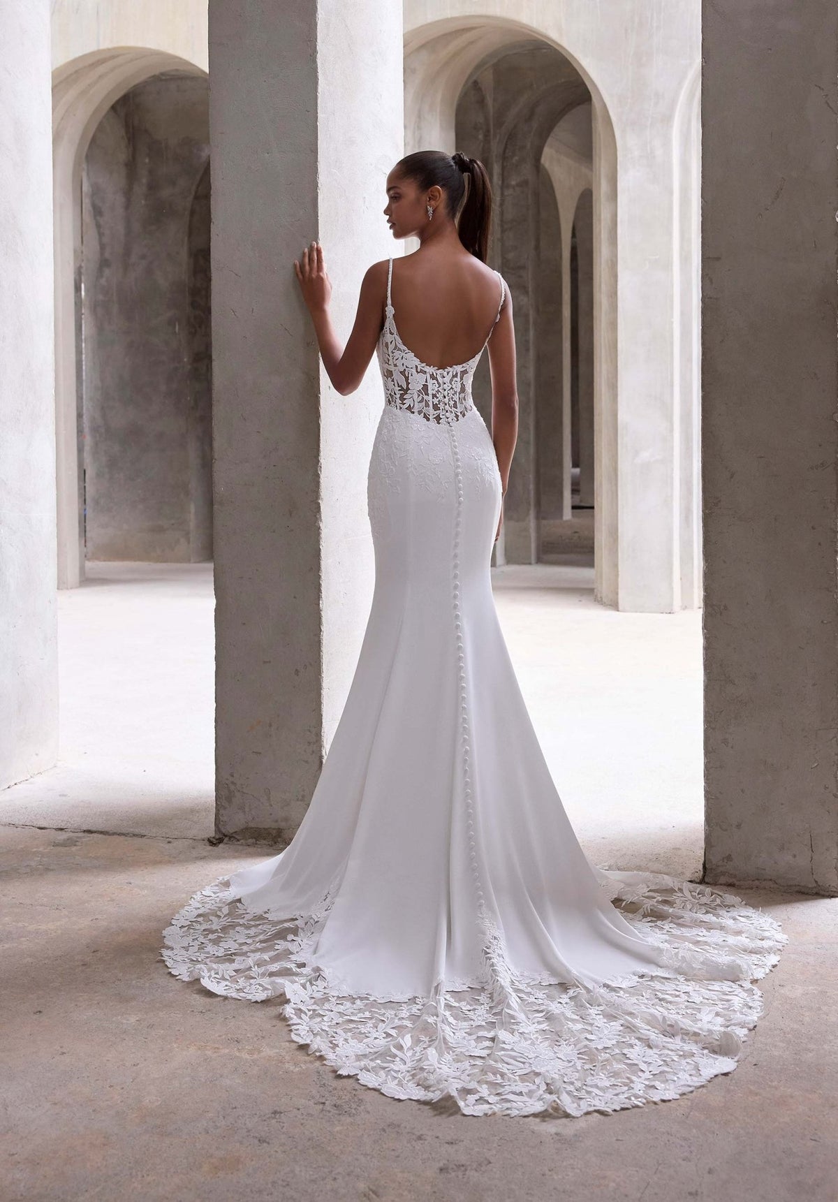 Amaris Wedding Dress - Silhouette Dresses