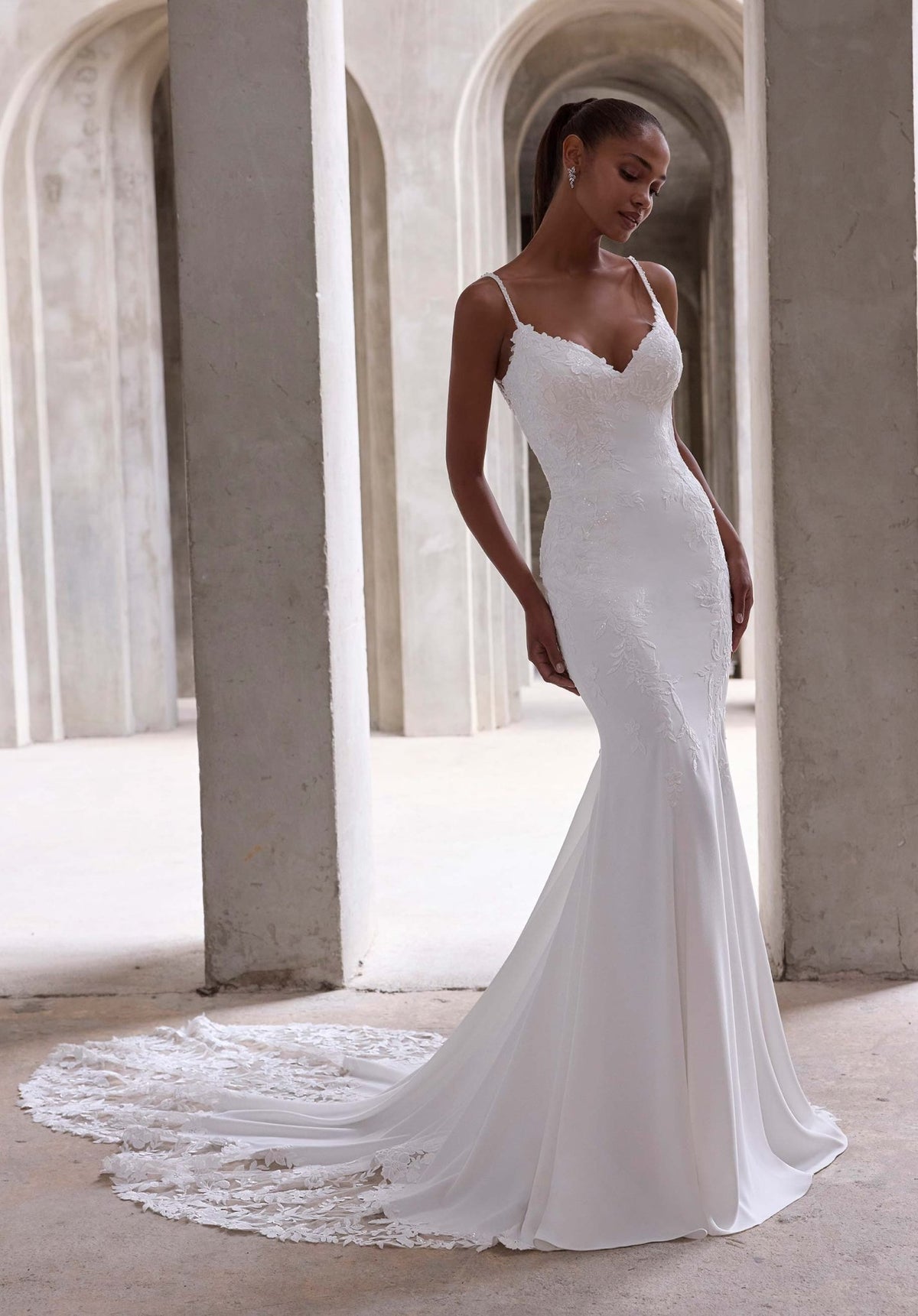 Amaris Wedding Dress - Silhouette Dresses