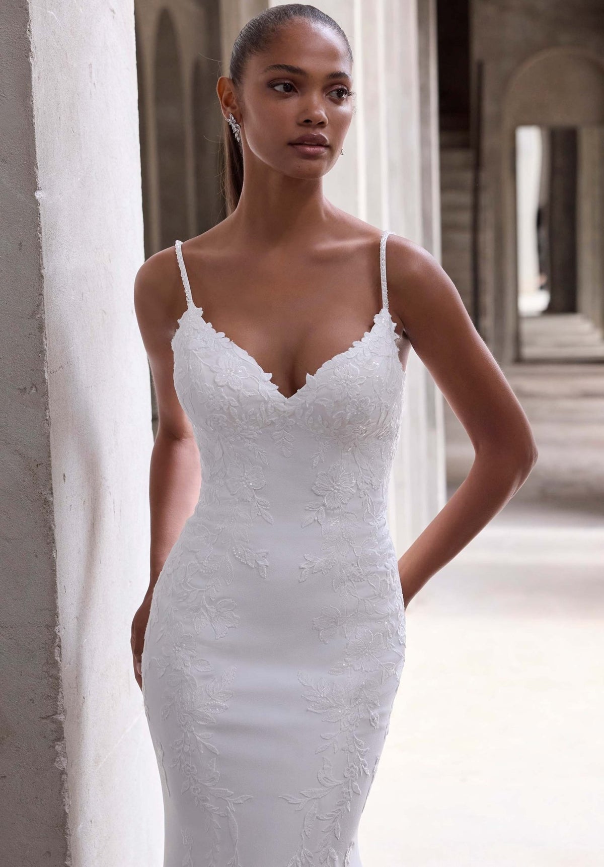 Amaris Wedding Dress - Silhouette Dresses